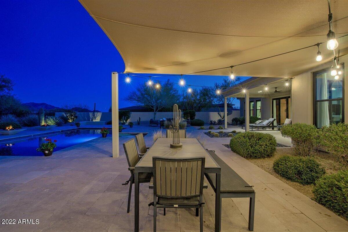PINNACLE PEAK PLACE - Residential