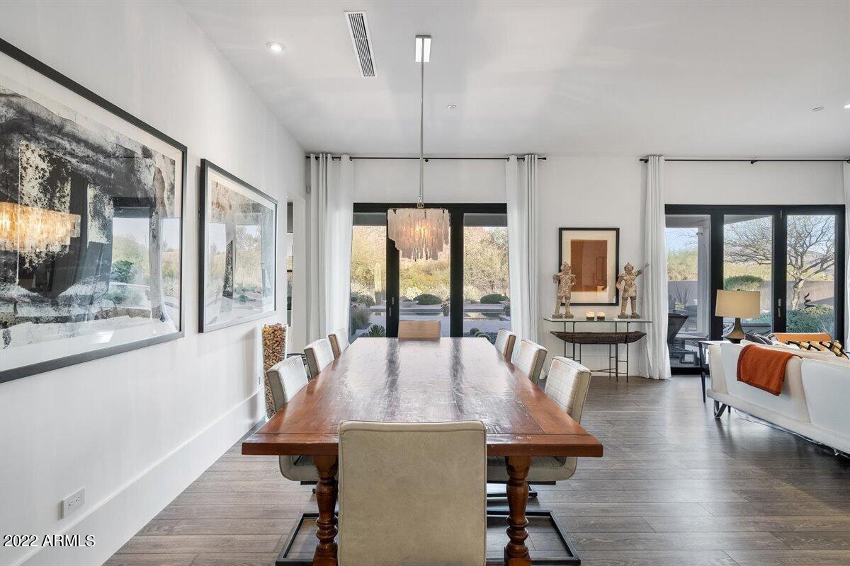 PINNACLE PEAK PLACE - Residential