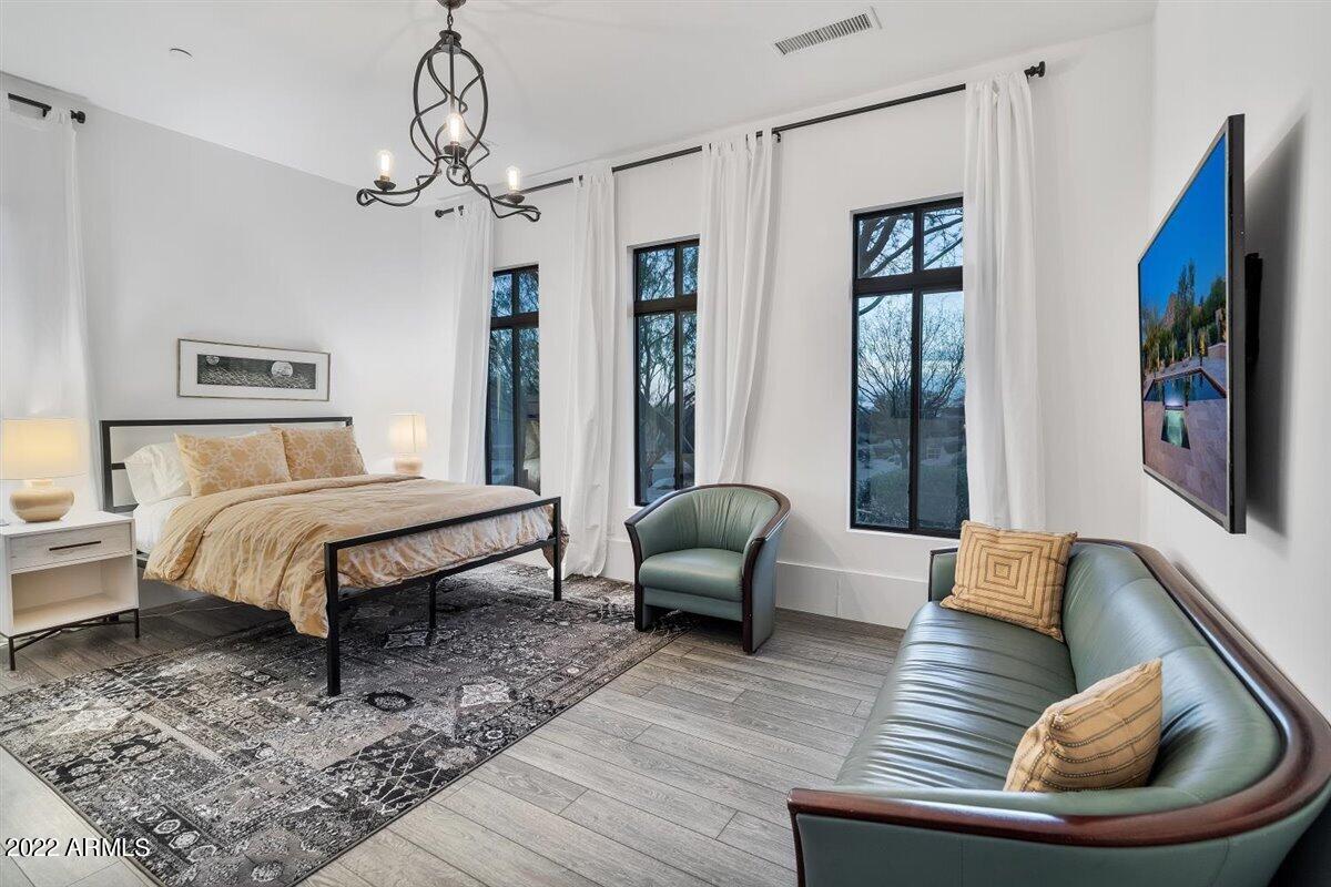 PINNACLE PEAK PLACE - Residential