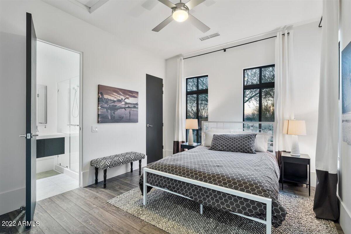 PINNACLE PEAK PLACE - Residential