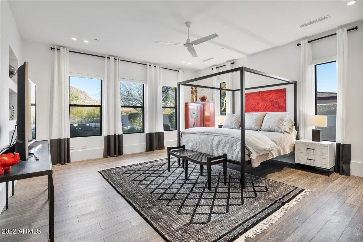 PINNACLE PEAK PLACE - Residential