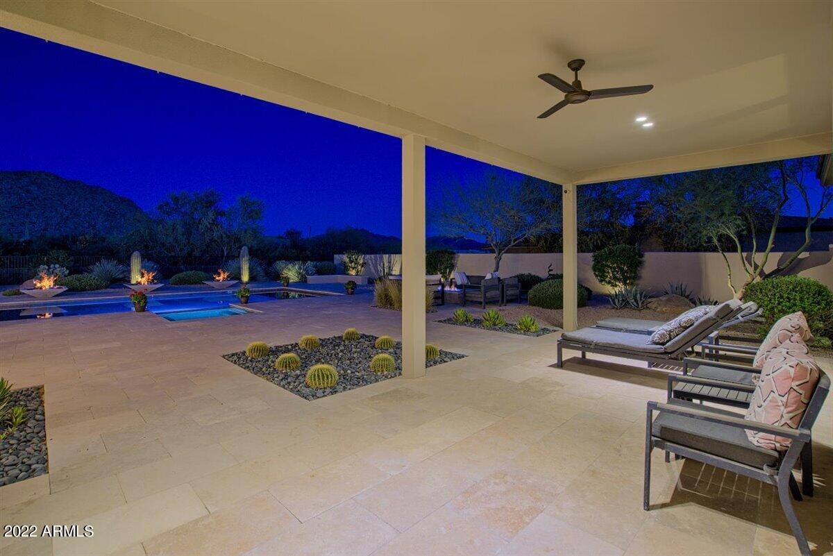 PINNACLE PEAK PLACE - Residential