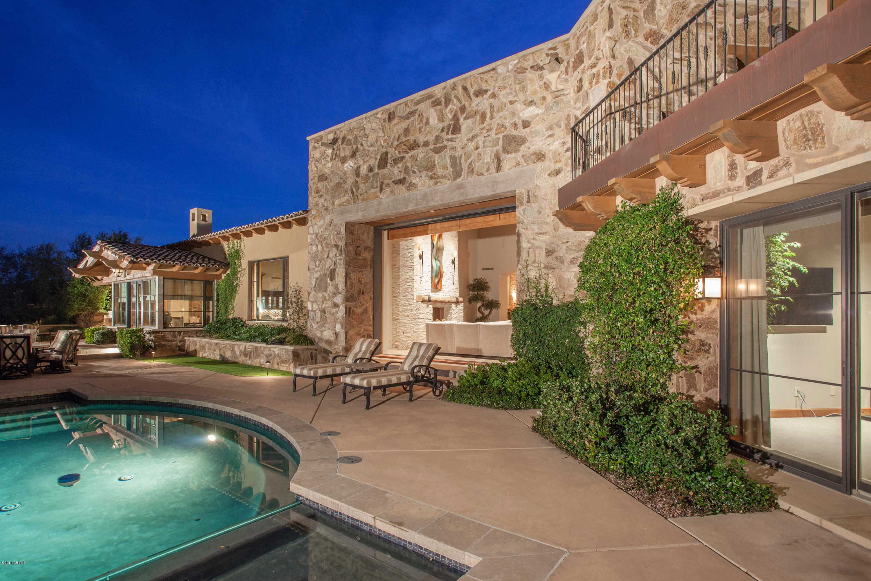 Estancia - Residential