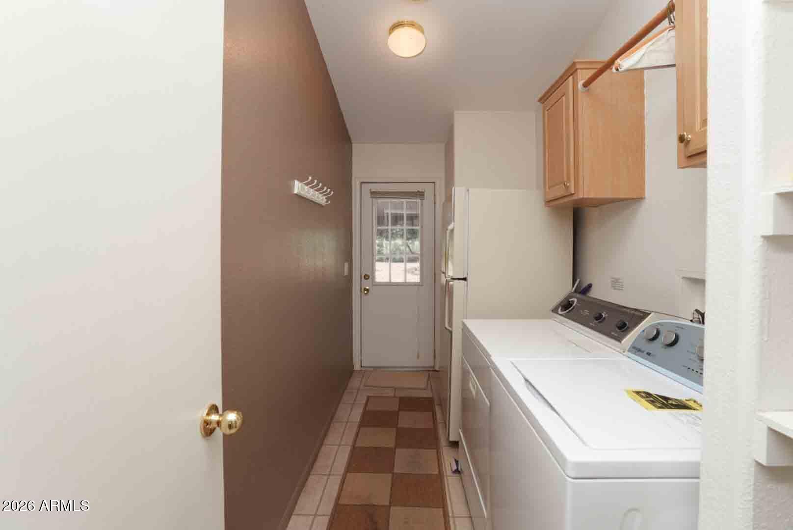 LAS ESTANCIAS UNIT ONE - Residential
