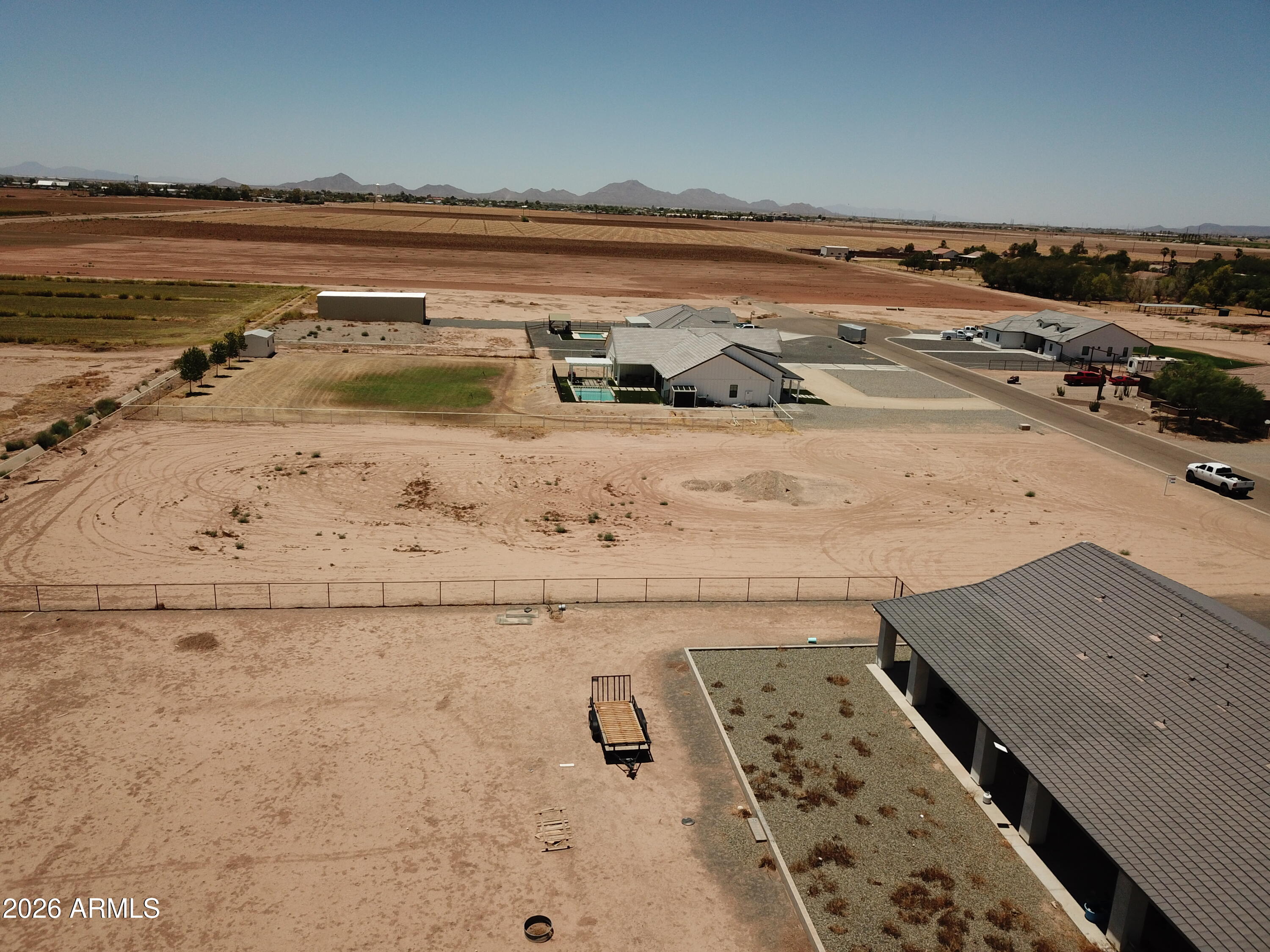 DESERT RANCHES - Land