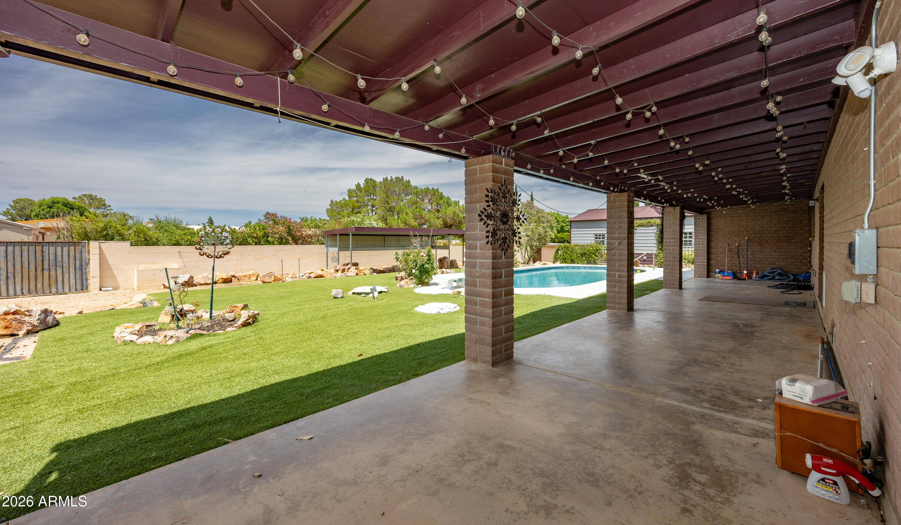 TOWN & COUNTRY ESTATES 6 - Residential