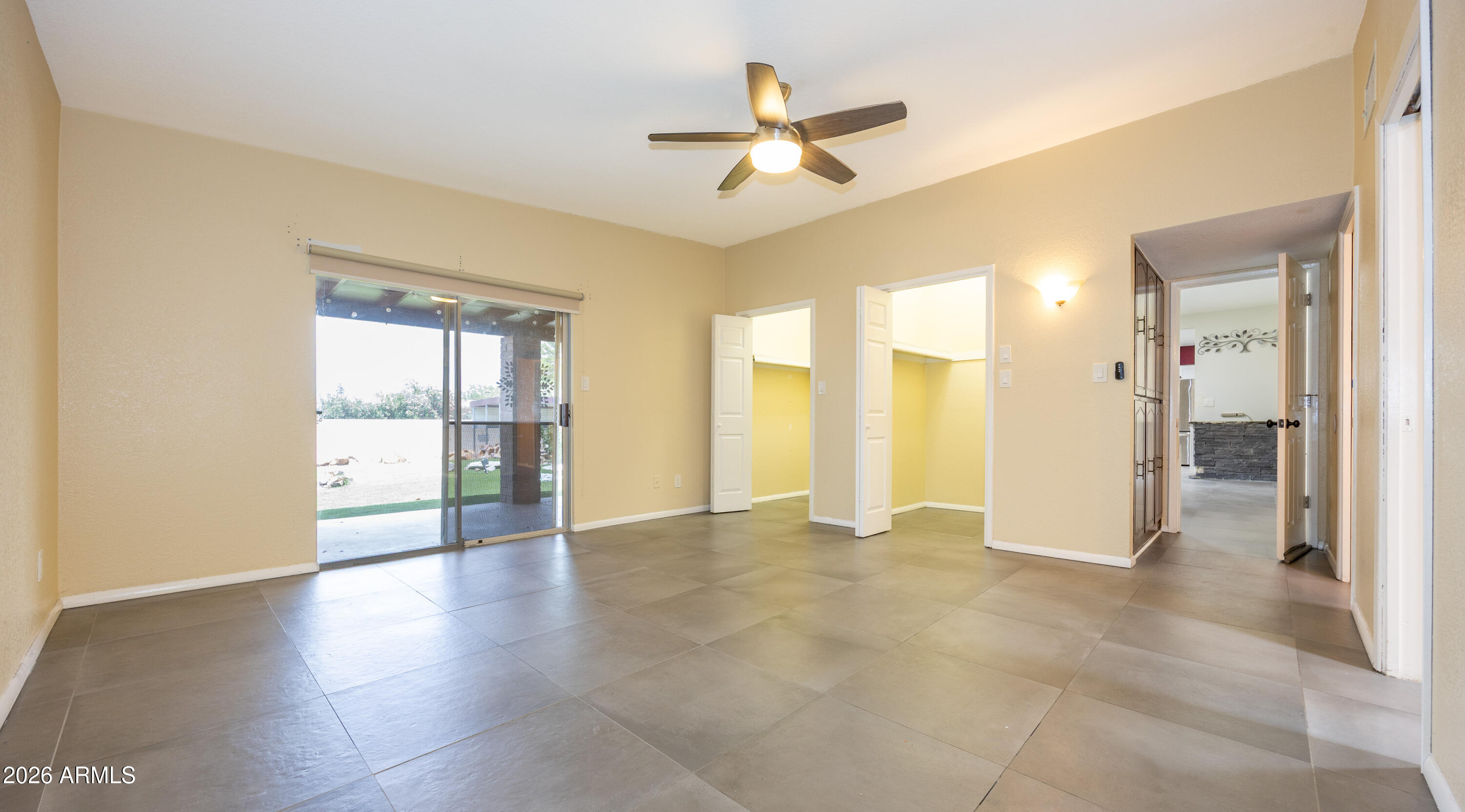 TOWN & COUNTRY ESTATES 6 - Residential