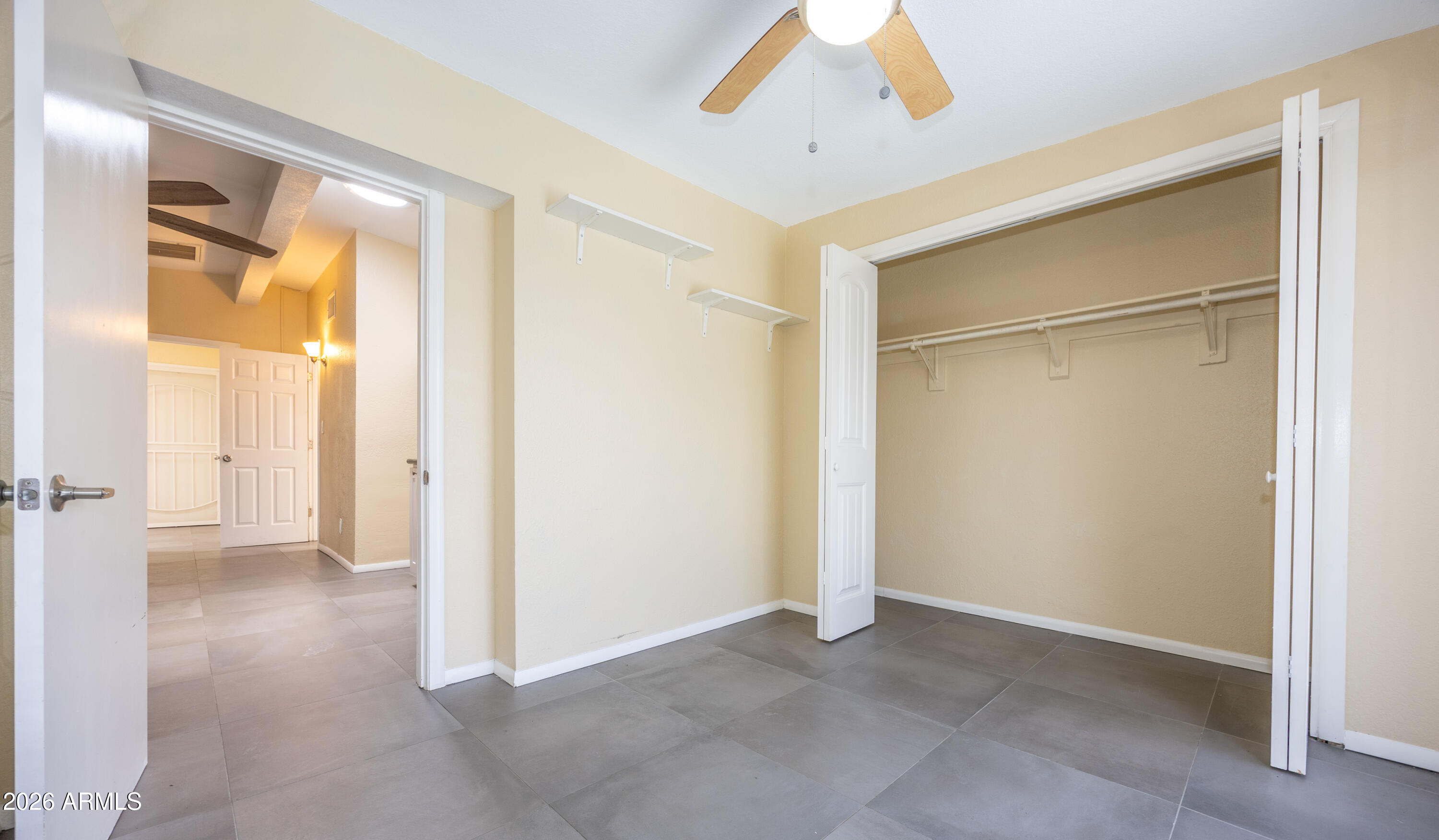 TOWN & COUNTRY ESTATES 6 - Residential