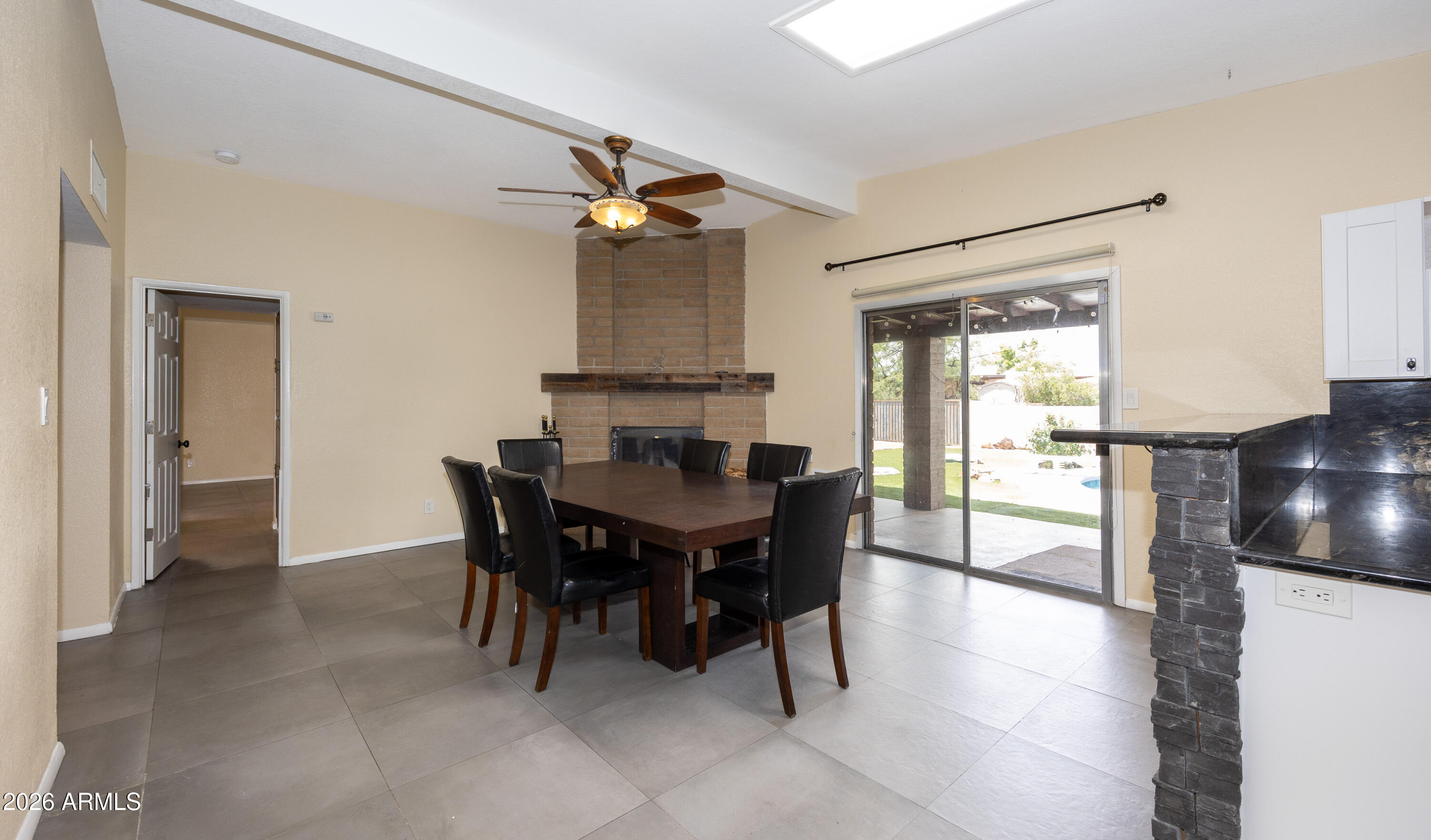 TOWN & COUNTRY ESTATES 6 - Residential