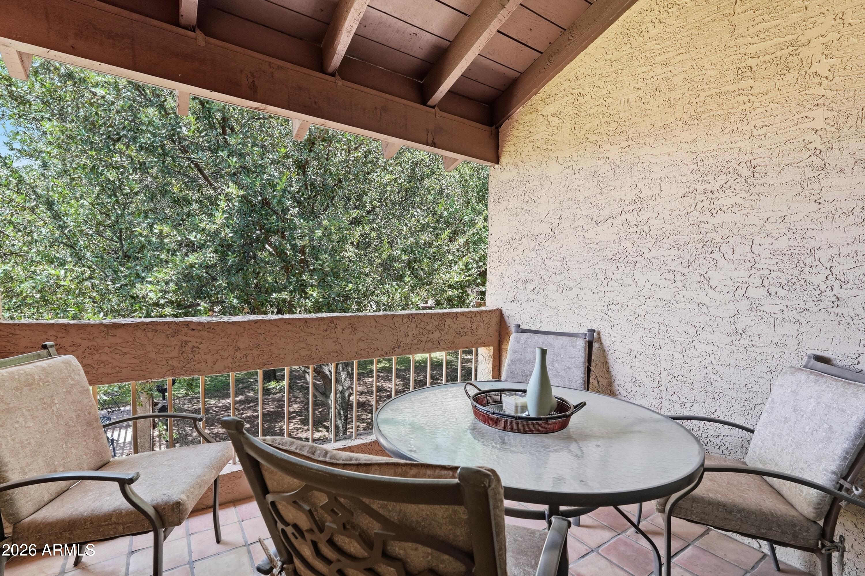 VILLA DE VALLARTA UNIT 2 - Residential