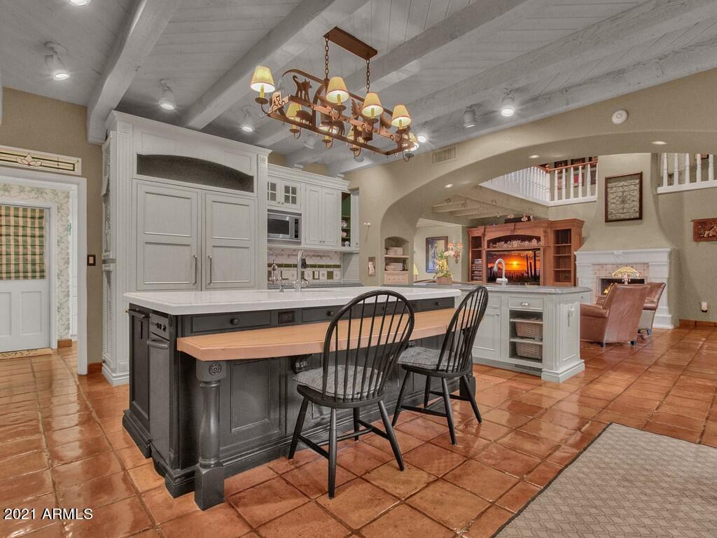 CAMELBACK CANYON - Residential