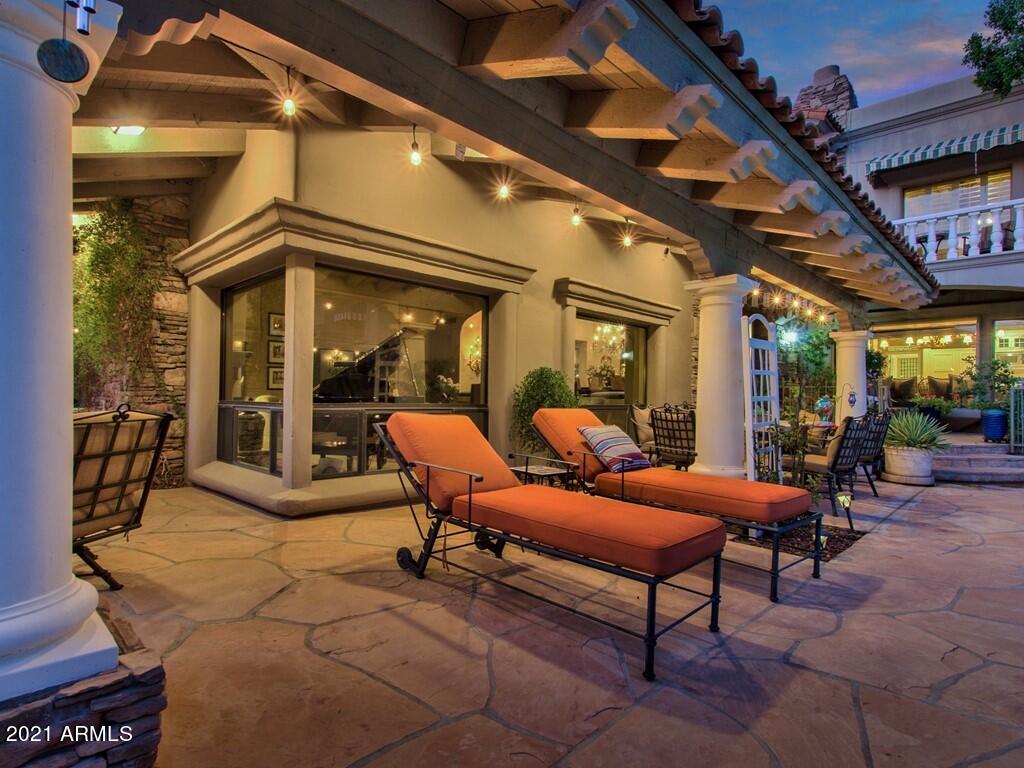 CAMELBACK CANYON - Residential