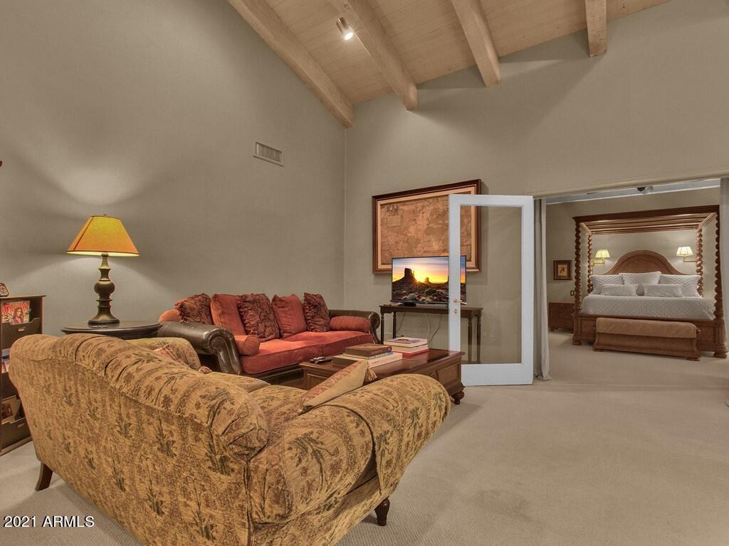 CAMELBACK CANYON - Residential