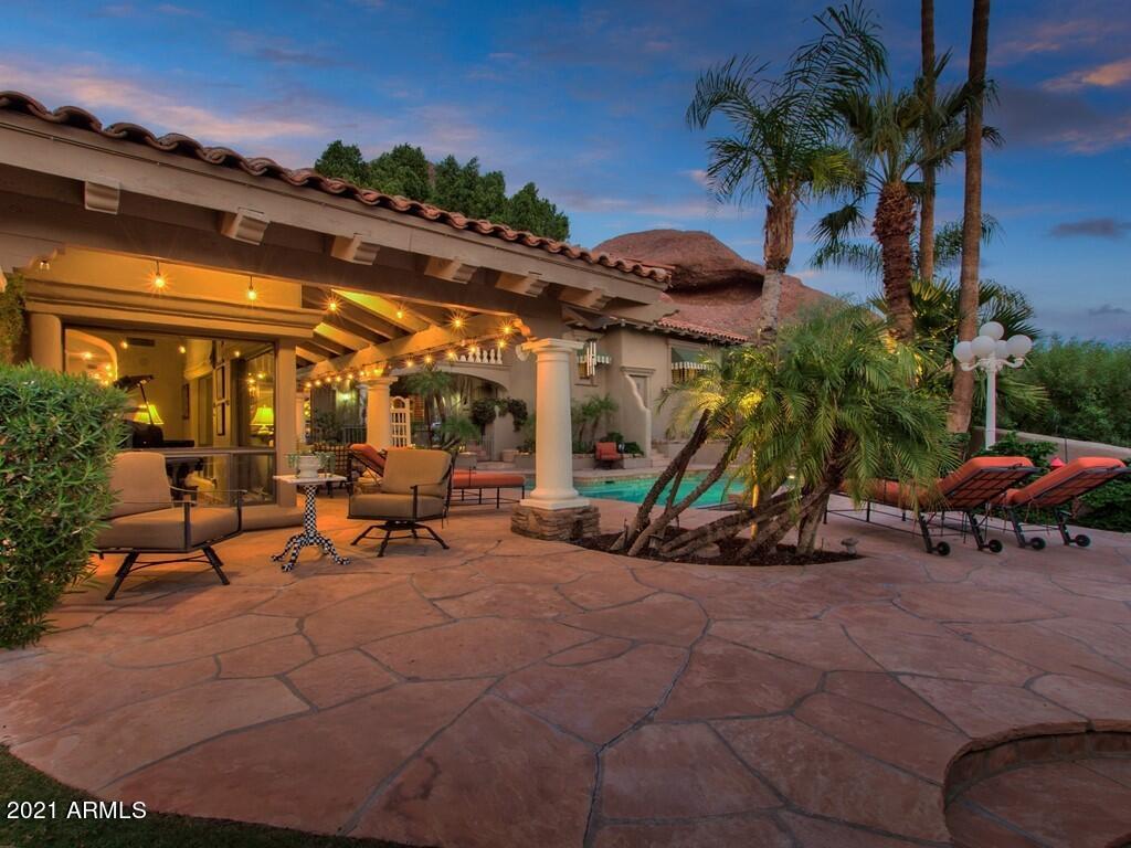 CAMELBACK CANYON - Residential