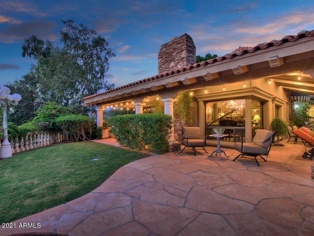 CAMELBACK CANYON - Residential