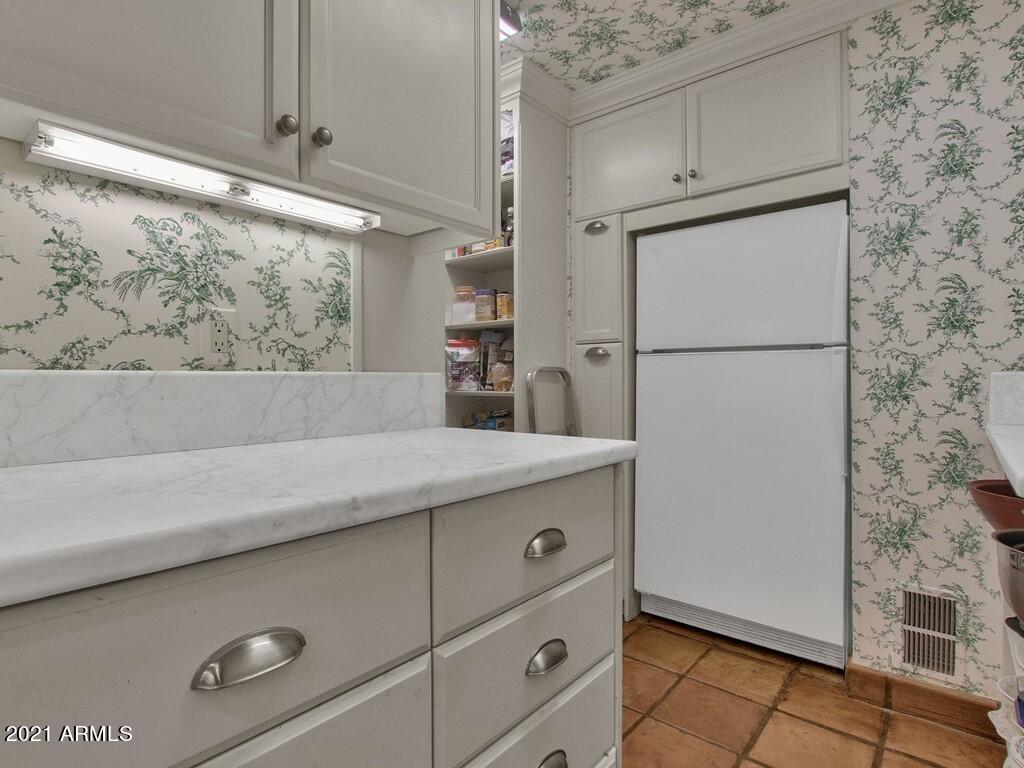 CAMELBACK CANYON - Residential