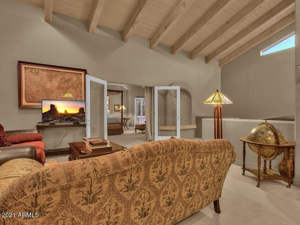CAMELBACK CANYON - Residential