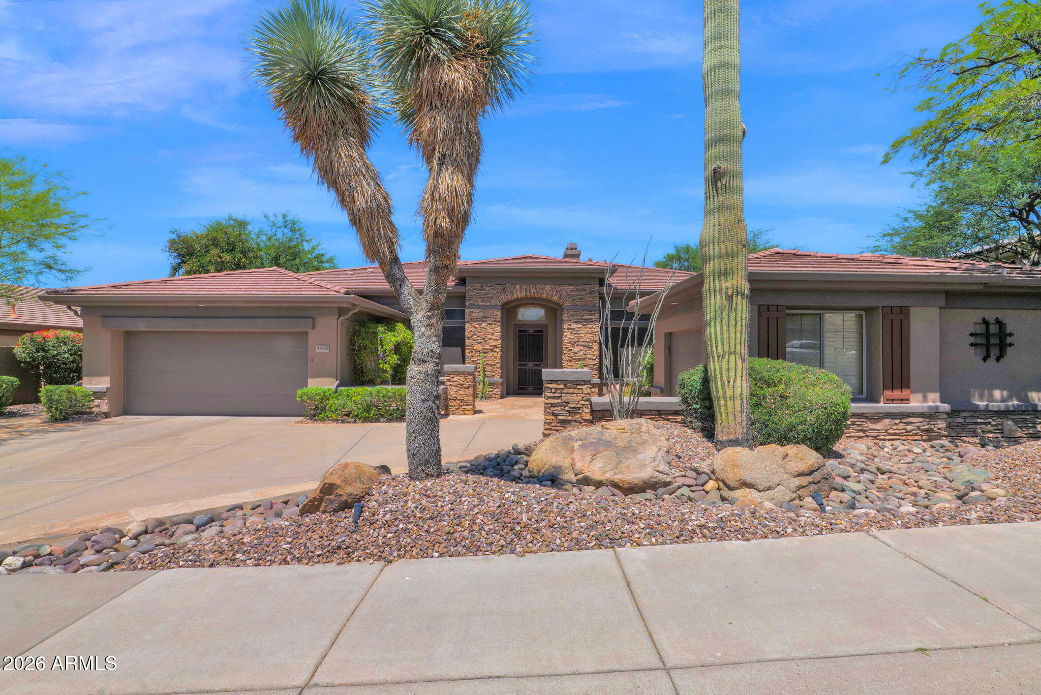ANTHEM COUNTRY CLUB - Residential