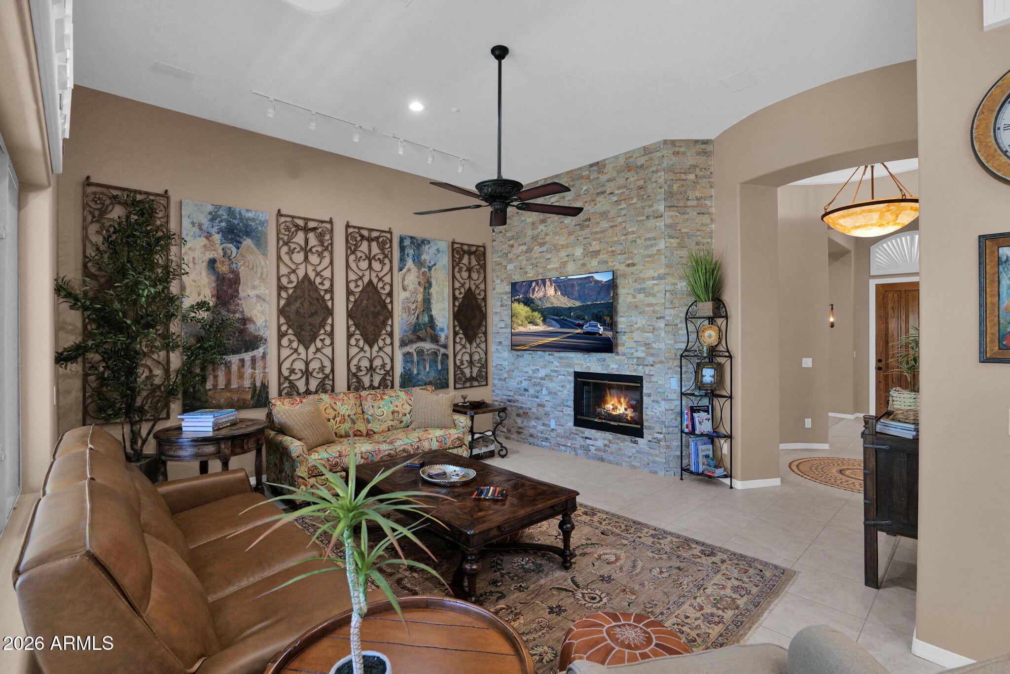 ANTHEM COUNTRY CLUB - Residential