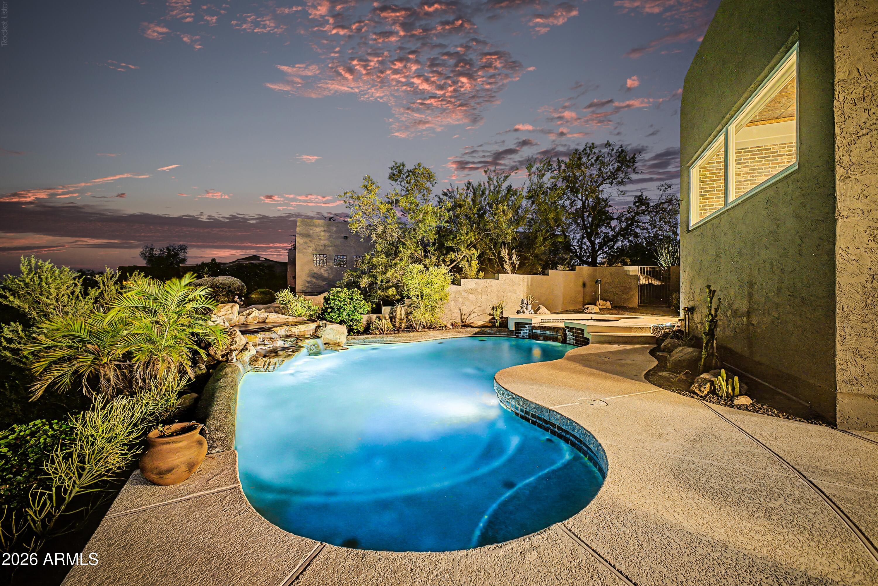WESTRIDGE ESTATES - Residential
