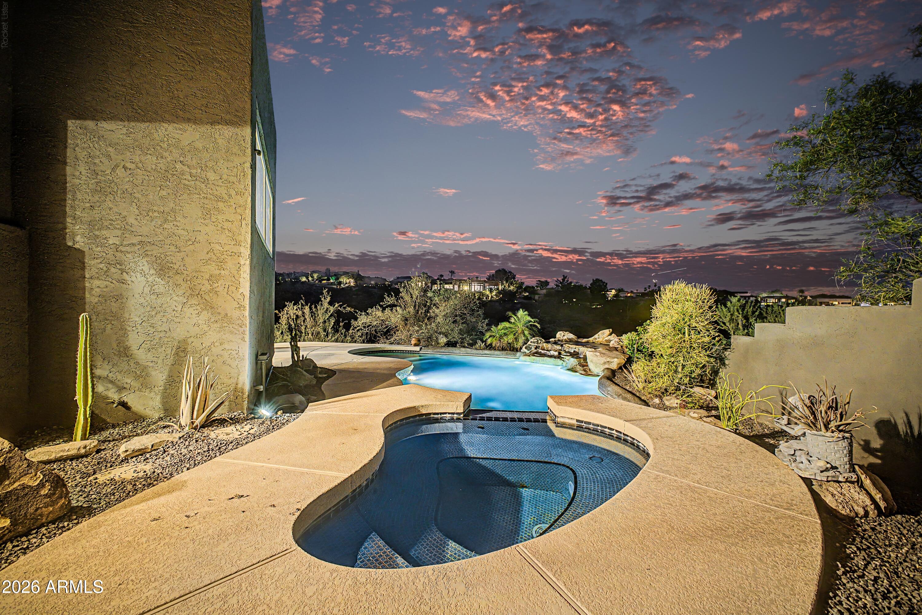 WESTRIDGE ESTATES - Residential