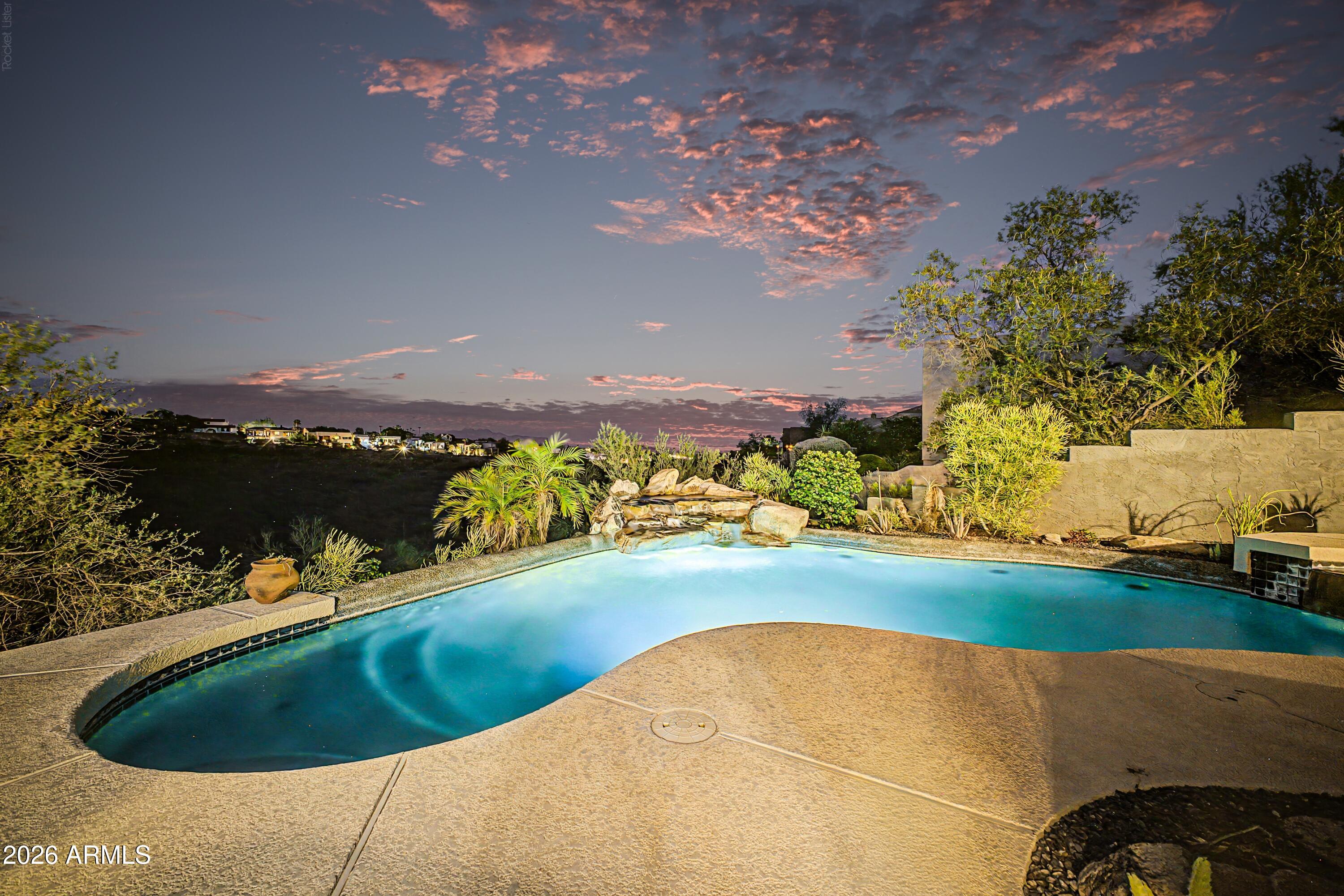 WESTRIDGE ESTATES - Residential