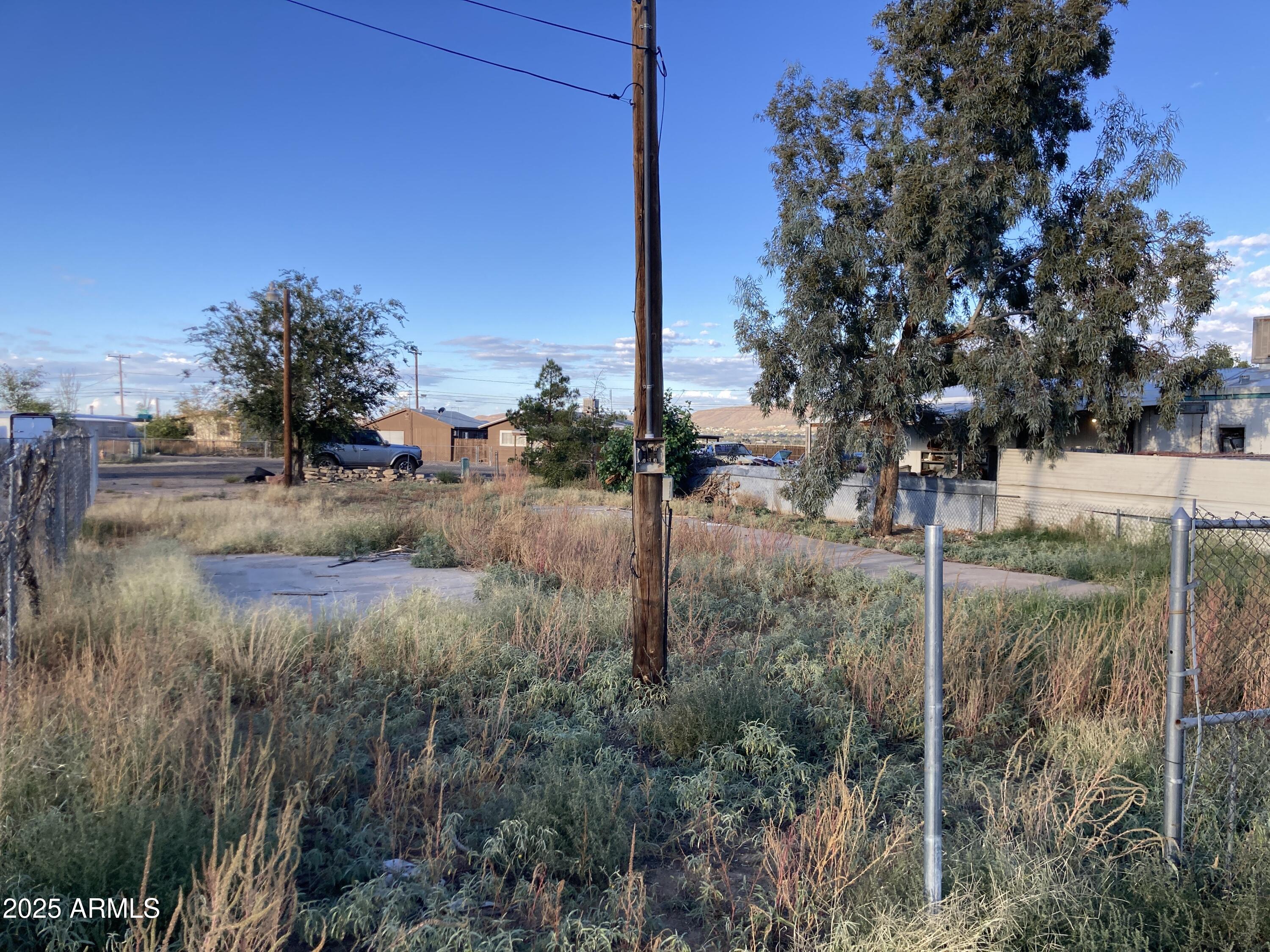 NEW KINGMAN ADD UNIT 4 - Land