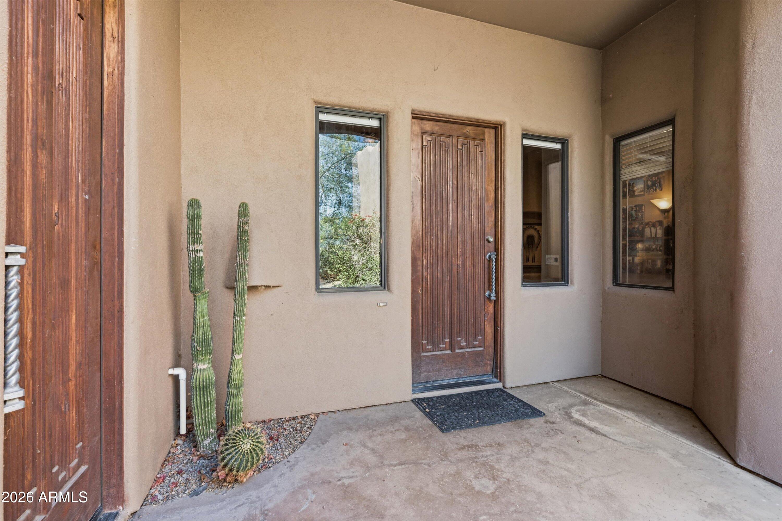 PRIVATE 2.50 ACRE HORSE PROPERTY
NE4 SW4 SW4 SW4 2.50 AC - Residential