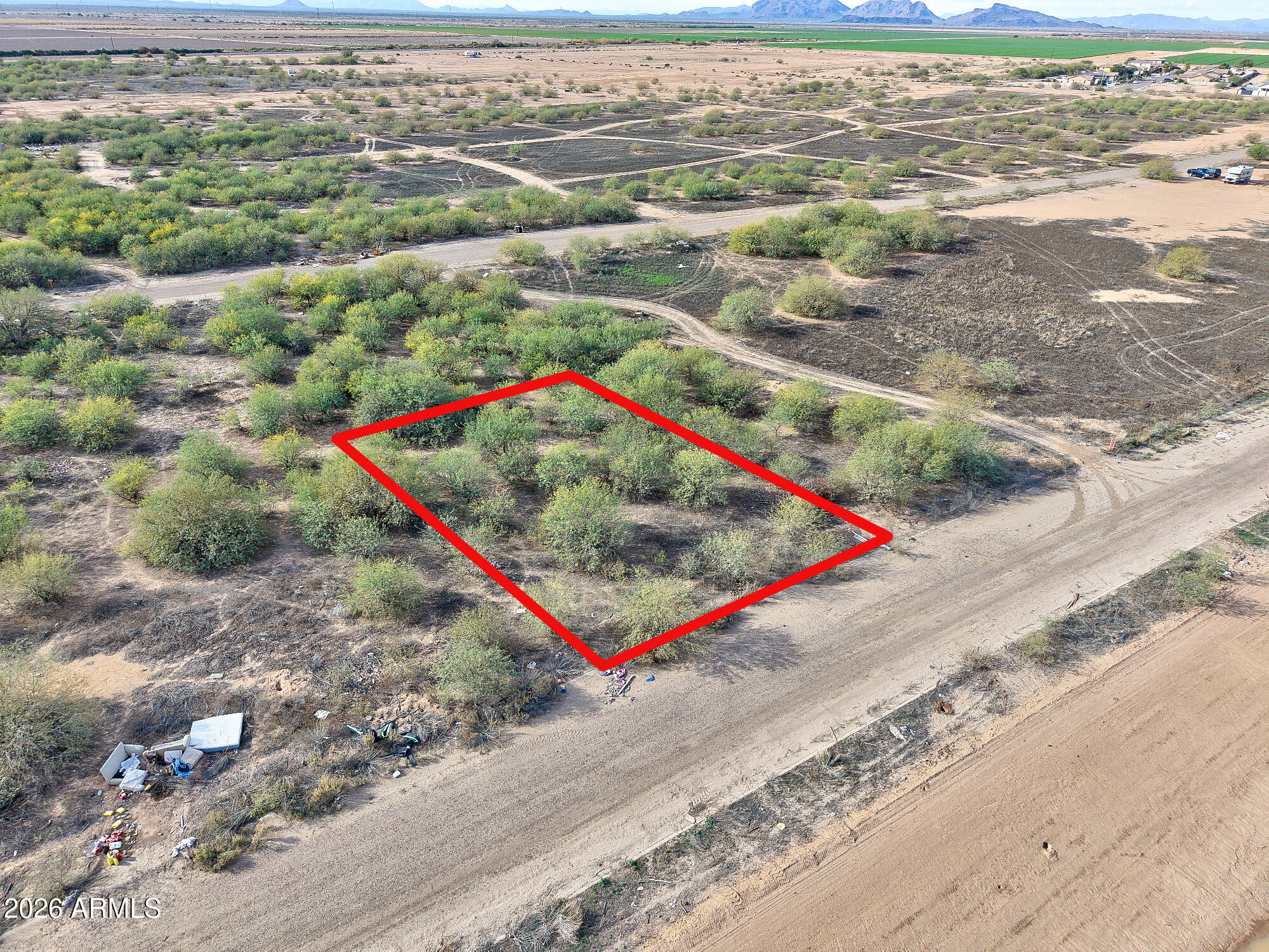 ARIZONA CITY UNIT FOURTEEN - Land