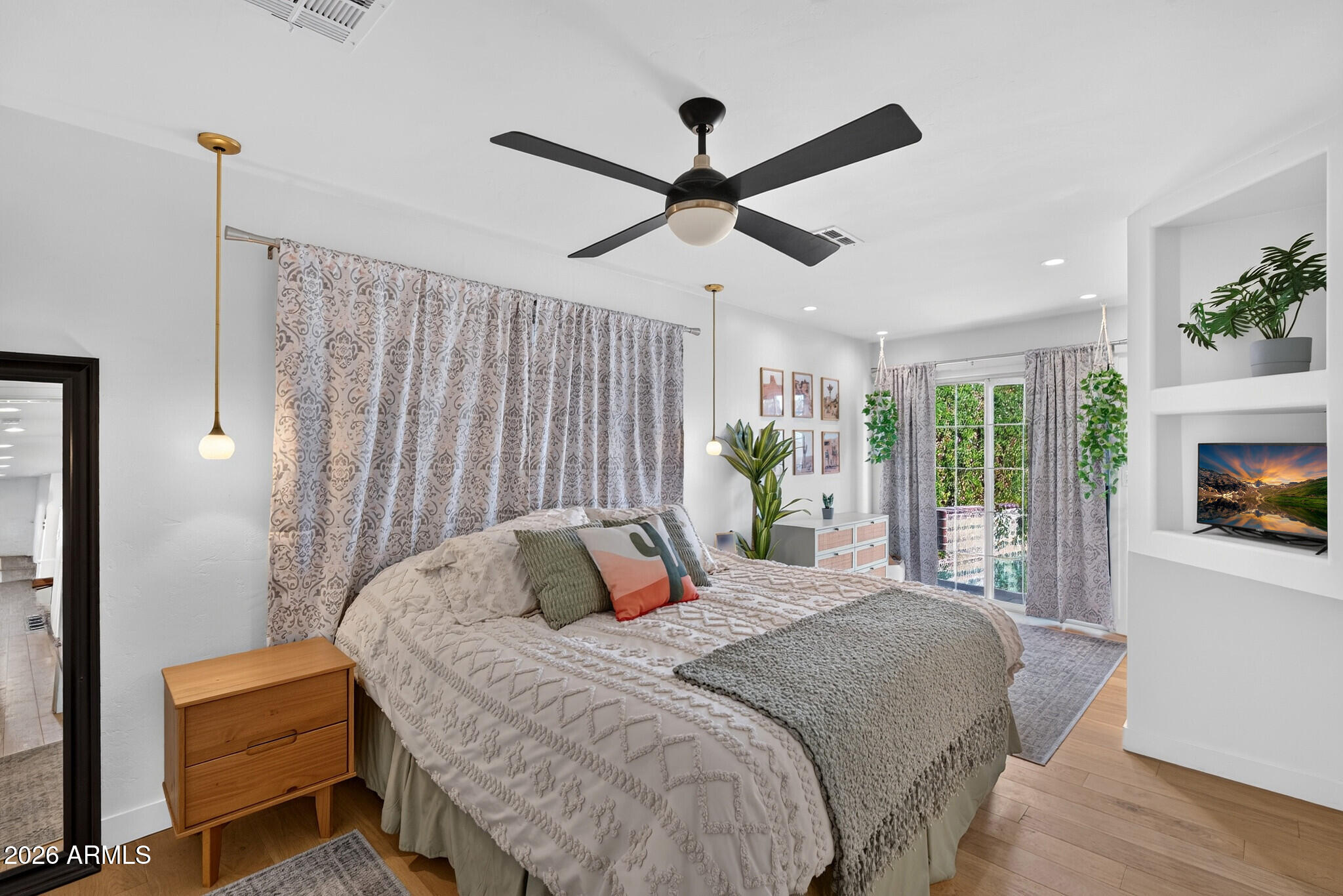 SHARONDALE PLAT 3 - Residential