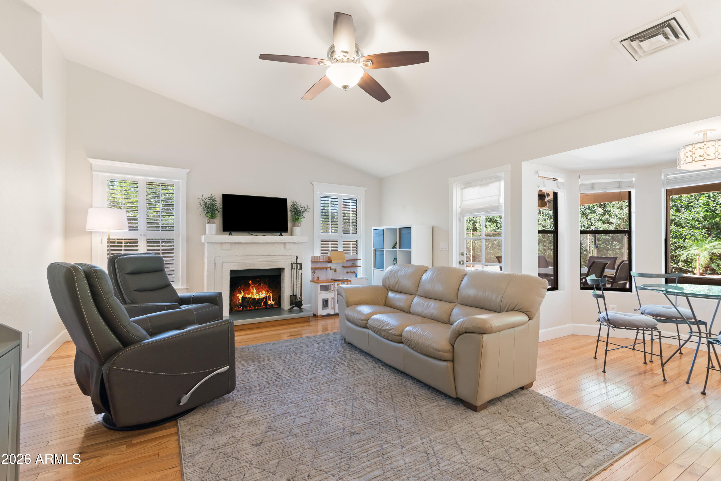 WARNER RANCH CROSSING - Residential