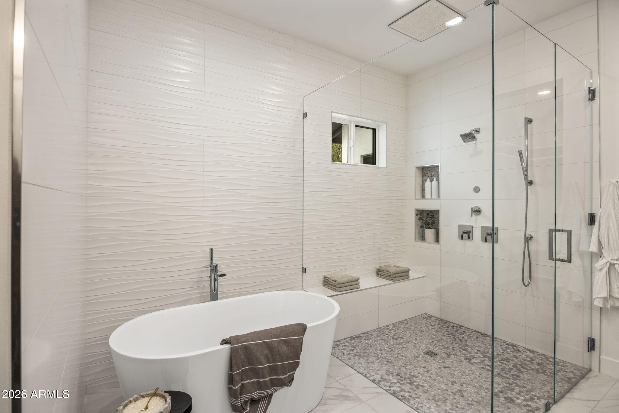 CAMELBACK EAST - Residential