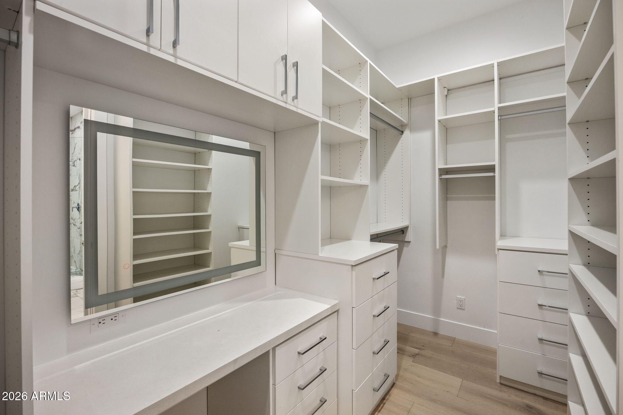 CAMELBACK EAST - Residential