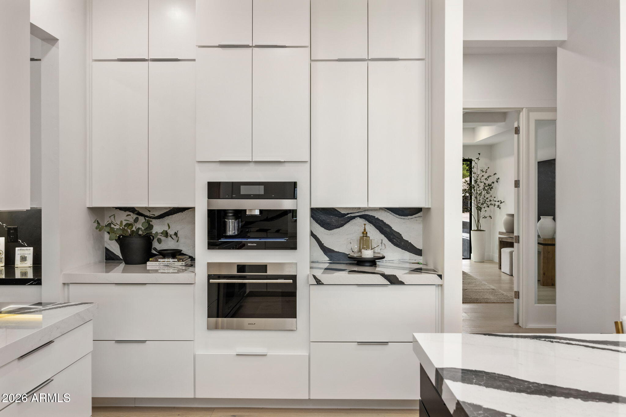 CAMELBACK EAST - Residential