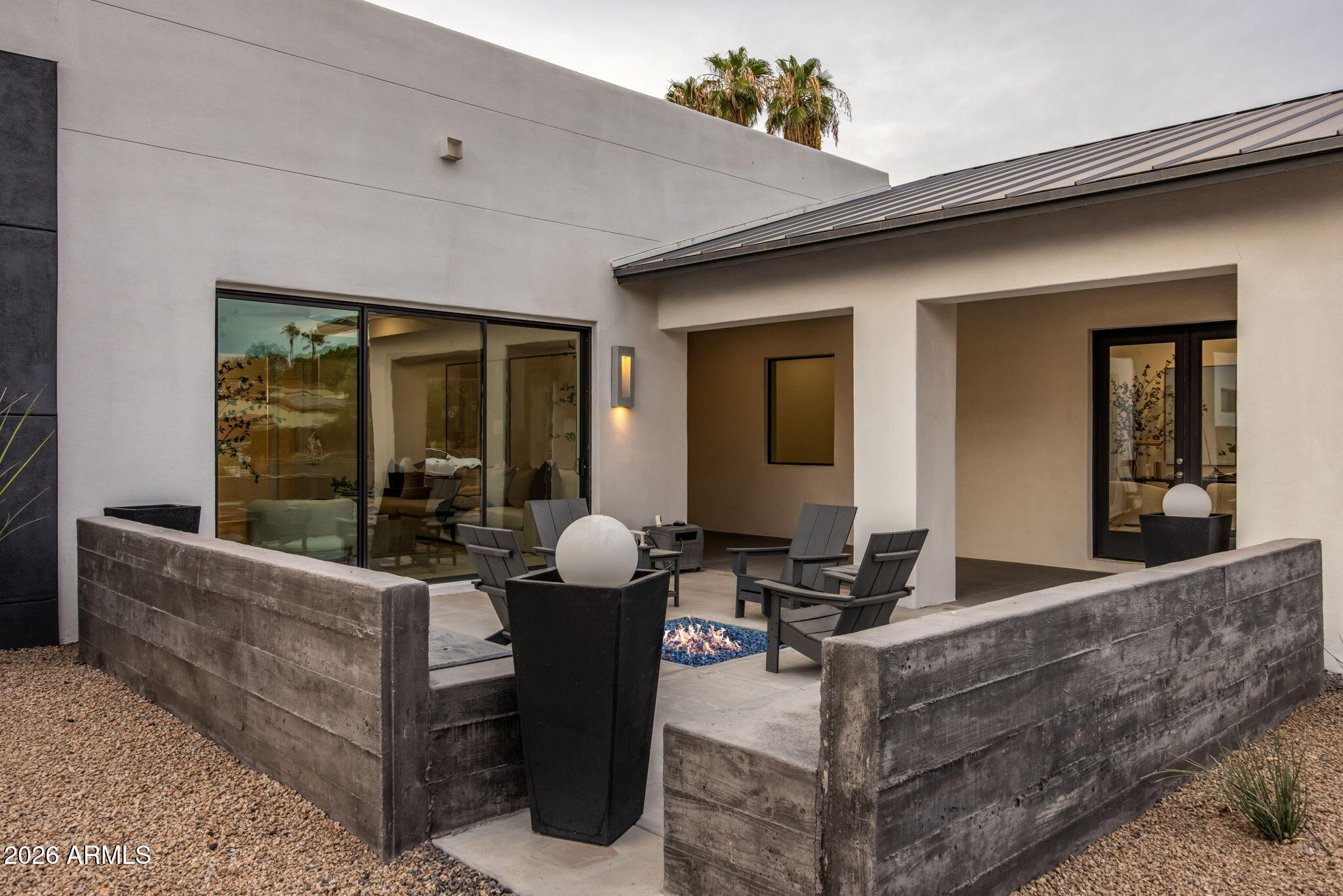 CAMELBACK EAST - Residential