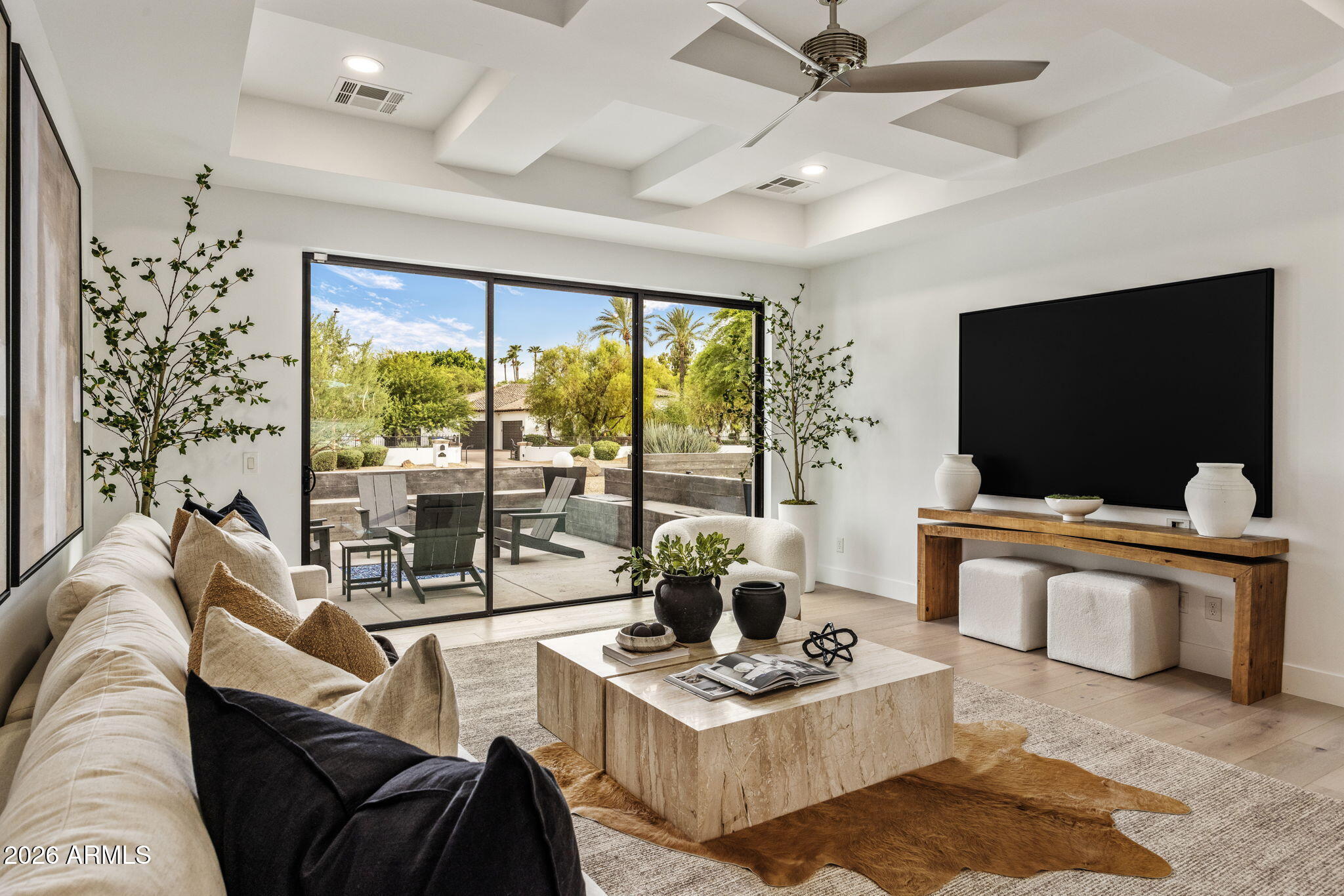 CAMELBACK EAST - Residential