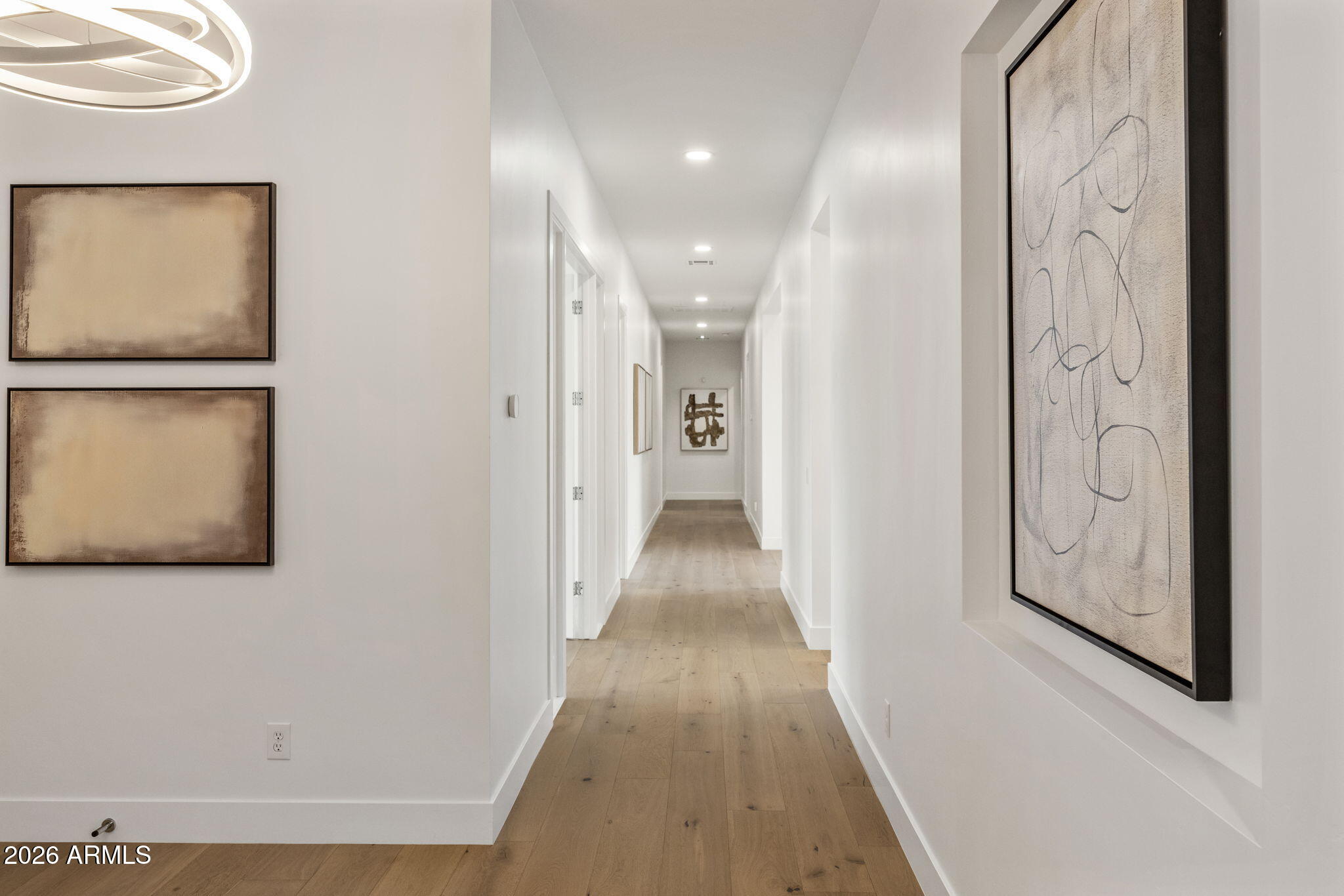 CAMELBACK EAST - Residential