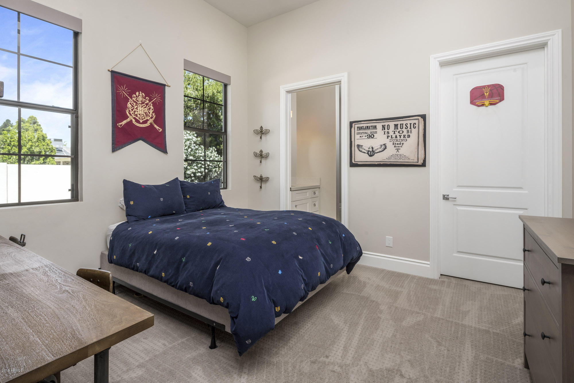 SUNBURST FARMS EAST 6 - Residential