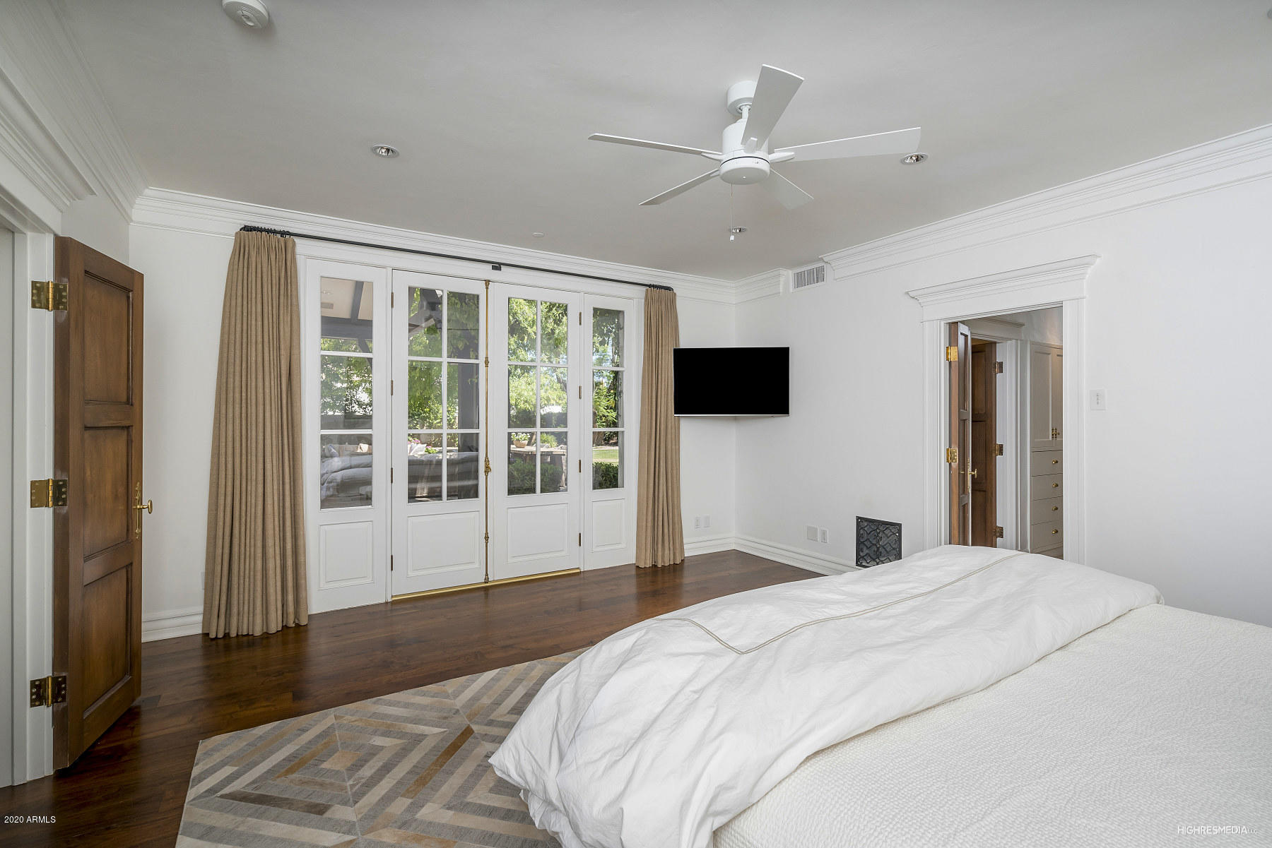 LOMBARDI ESTATES - Residential