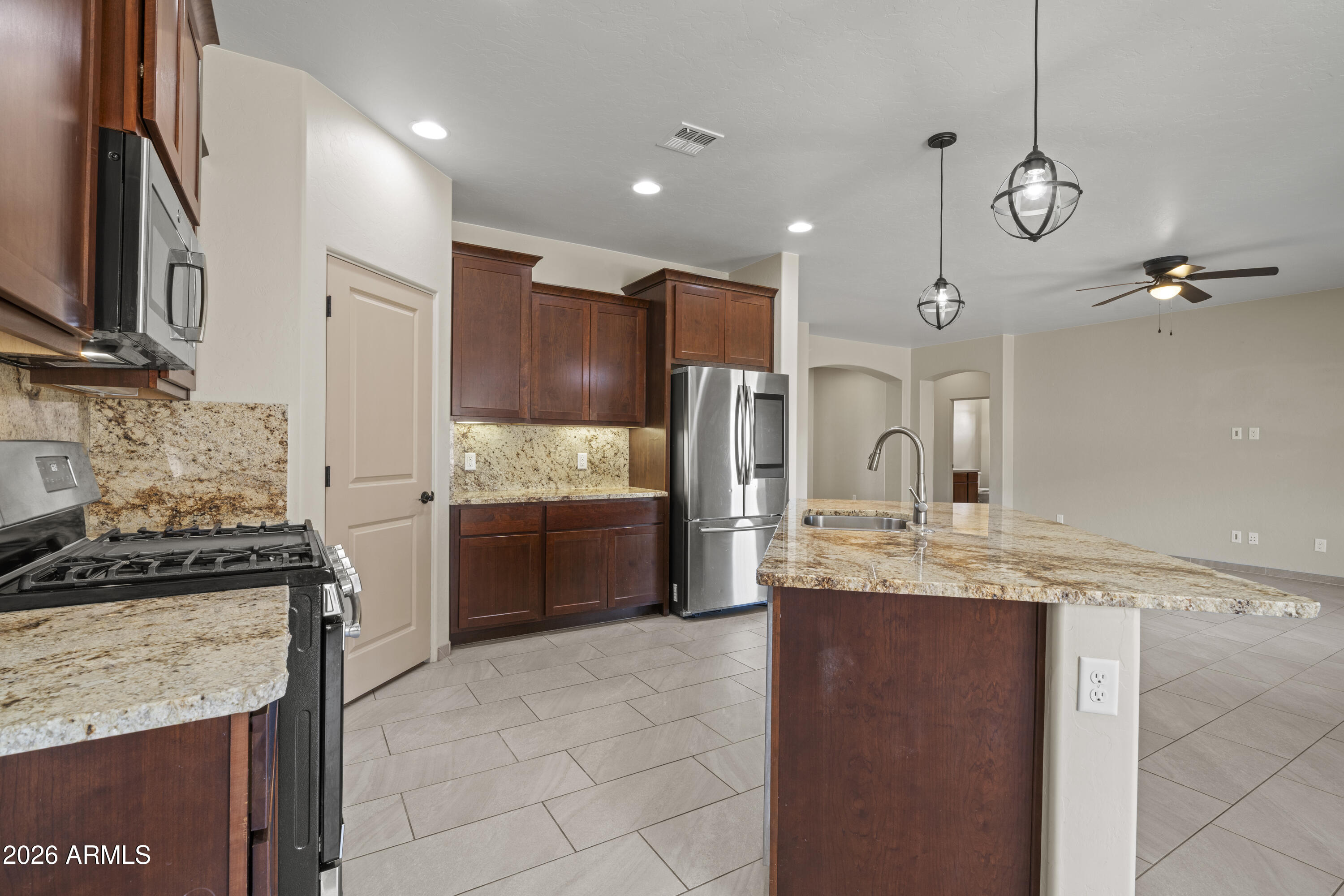 MESA VERDE ESTATES - Residential