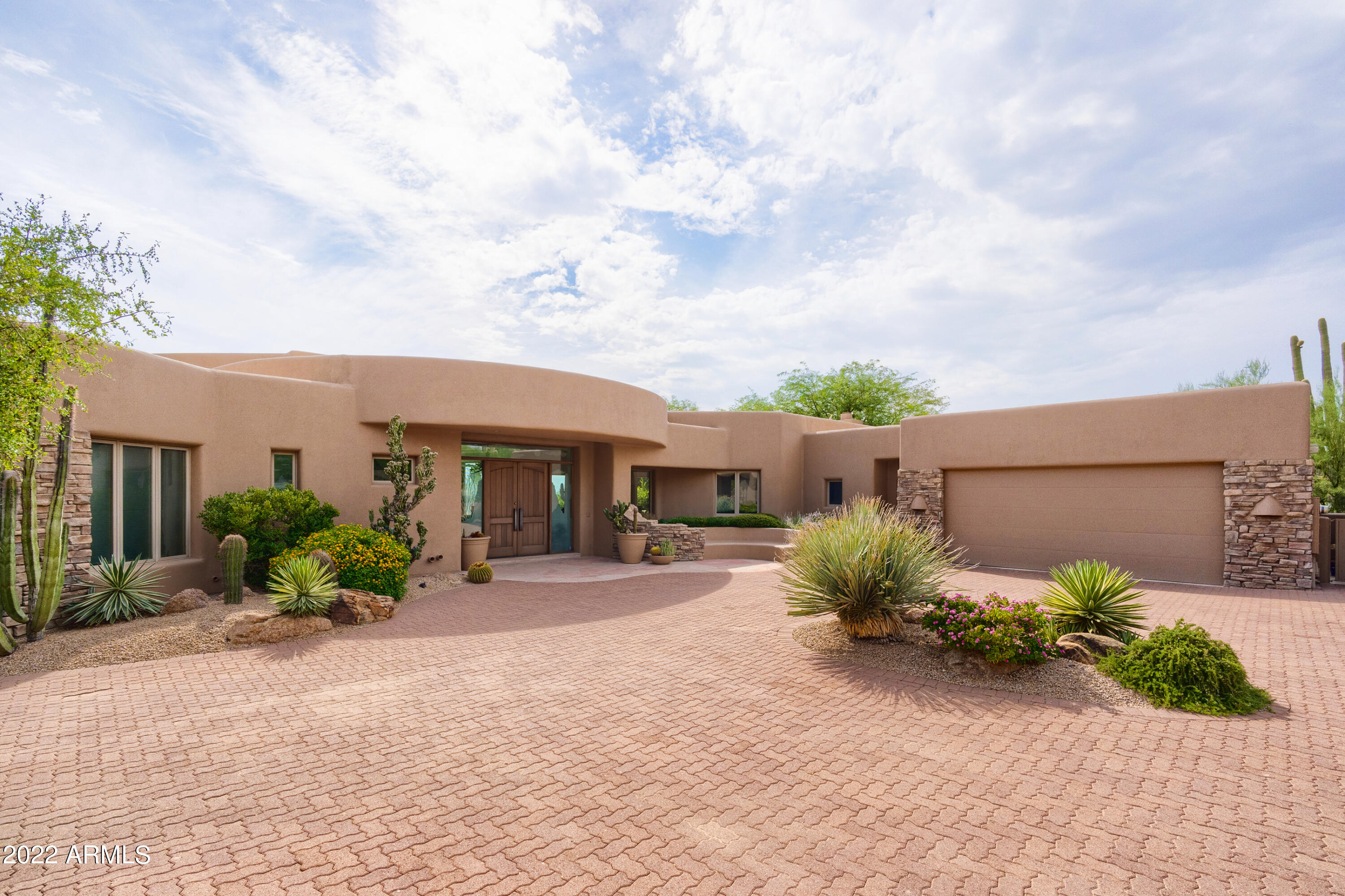 DESERT HIGHLANDS - Residential