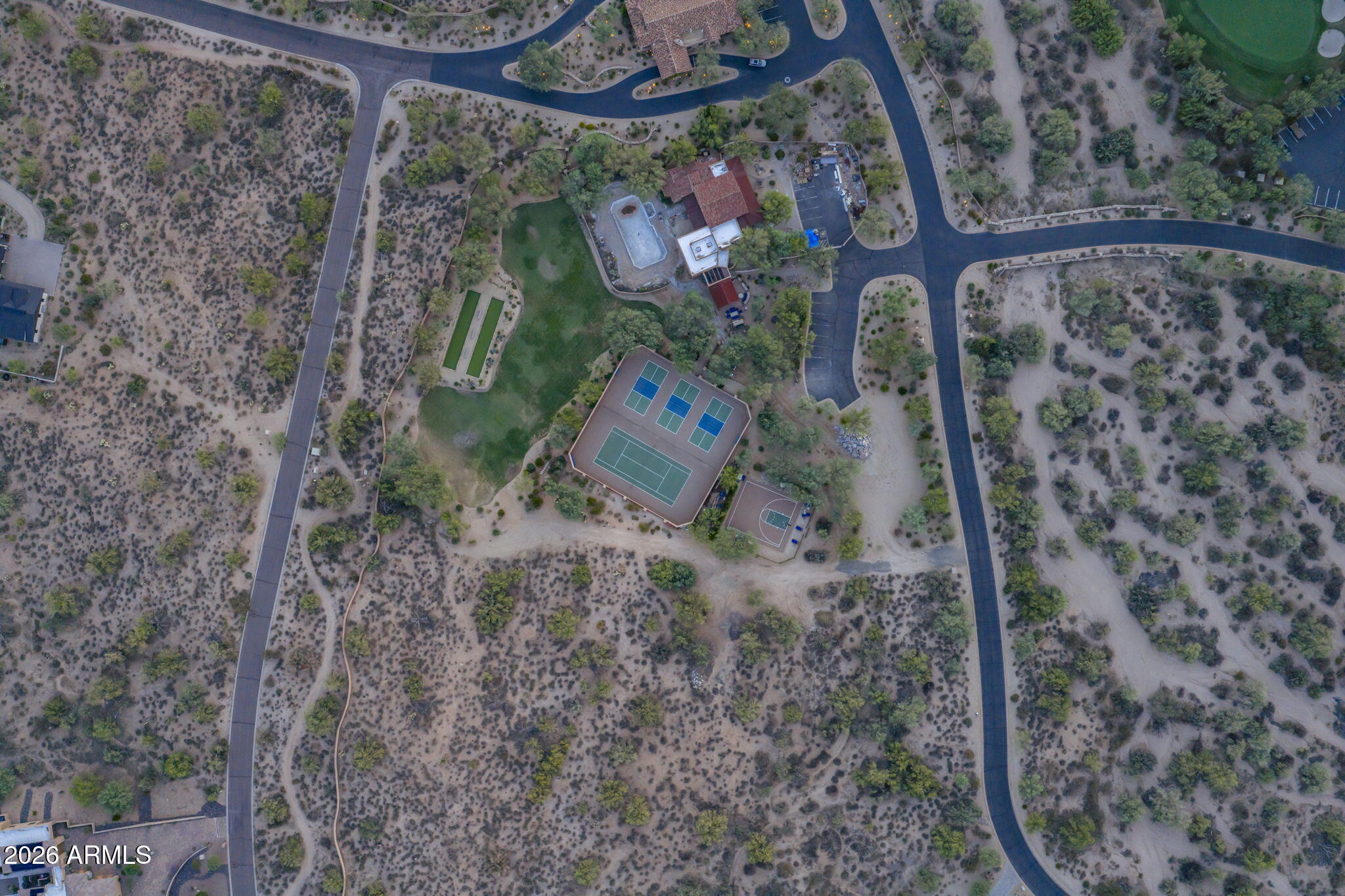 WHISPER ROCK UNIT 1 - Residential