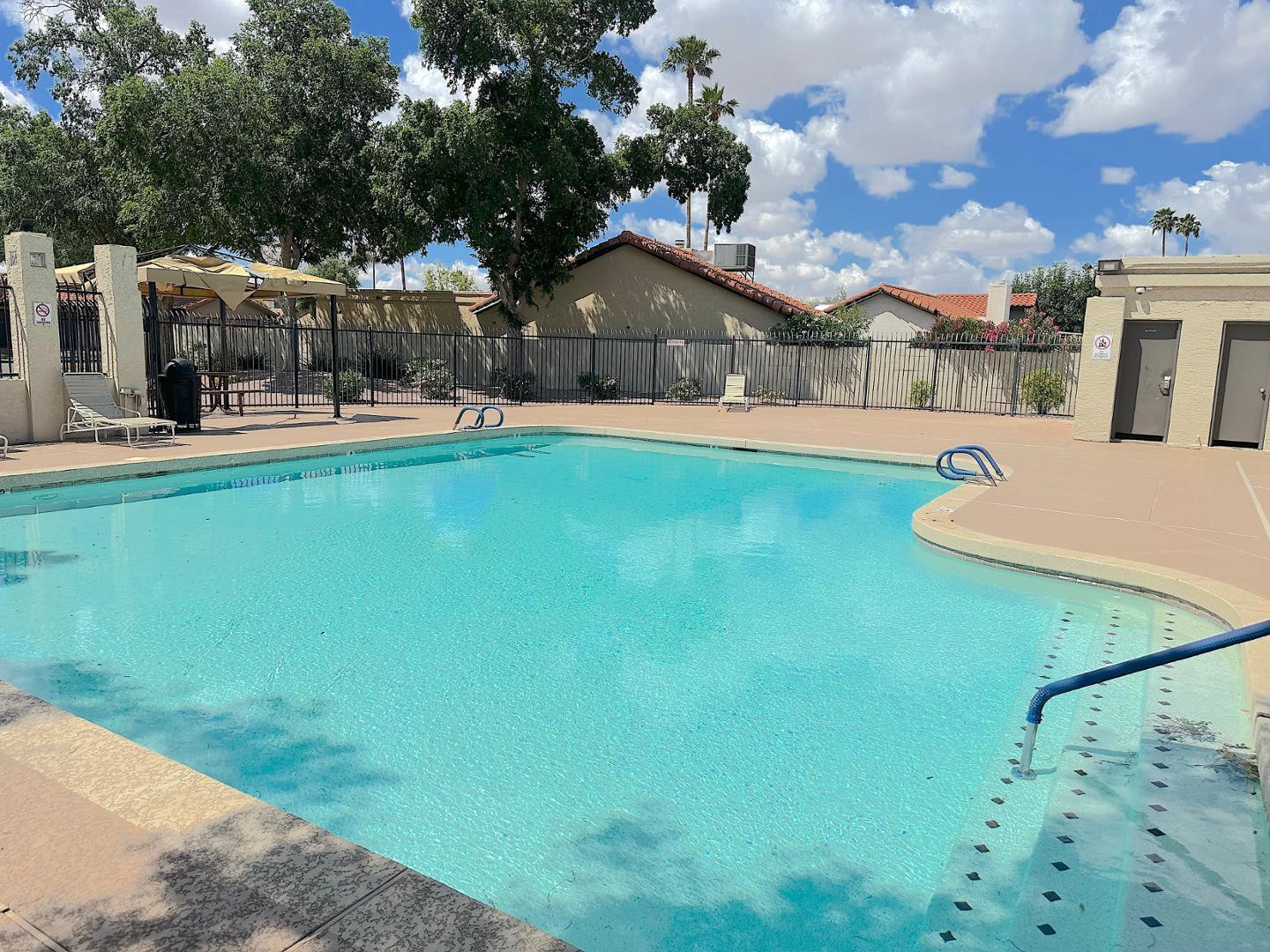 SUMMER PLACE - Residential Lease