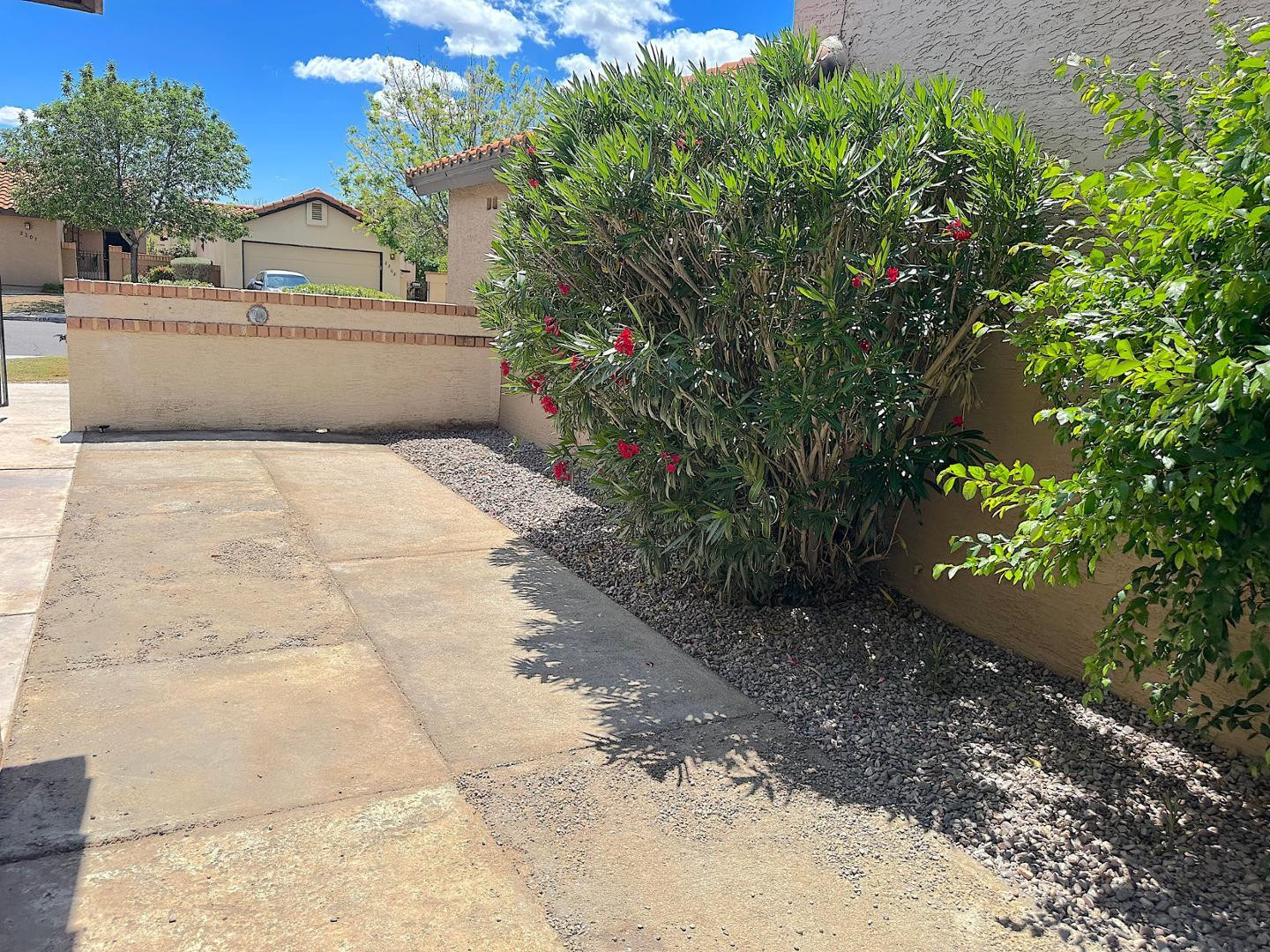 SUMMER PLACE - Residential Lease
