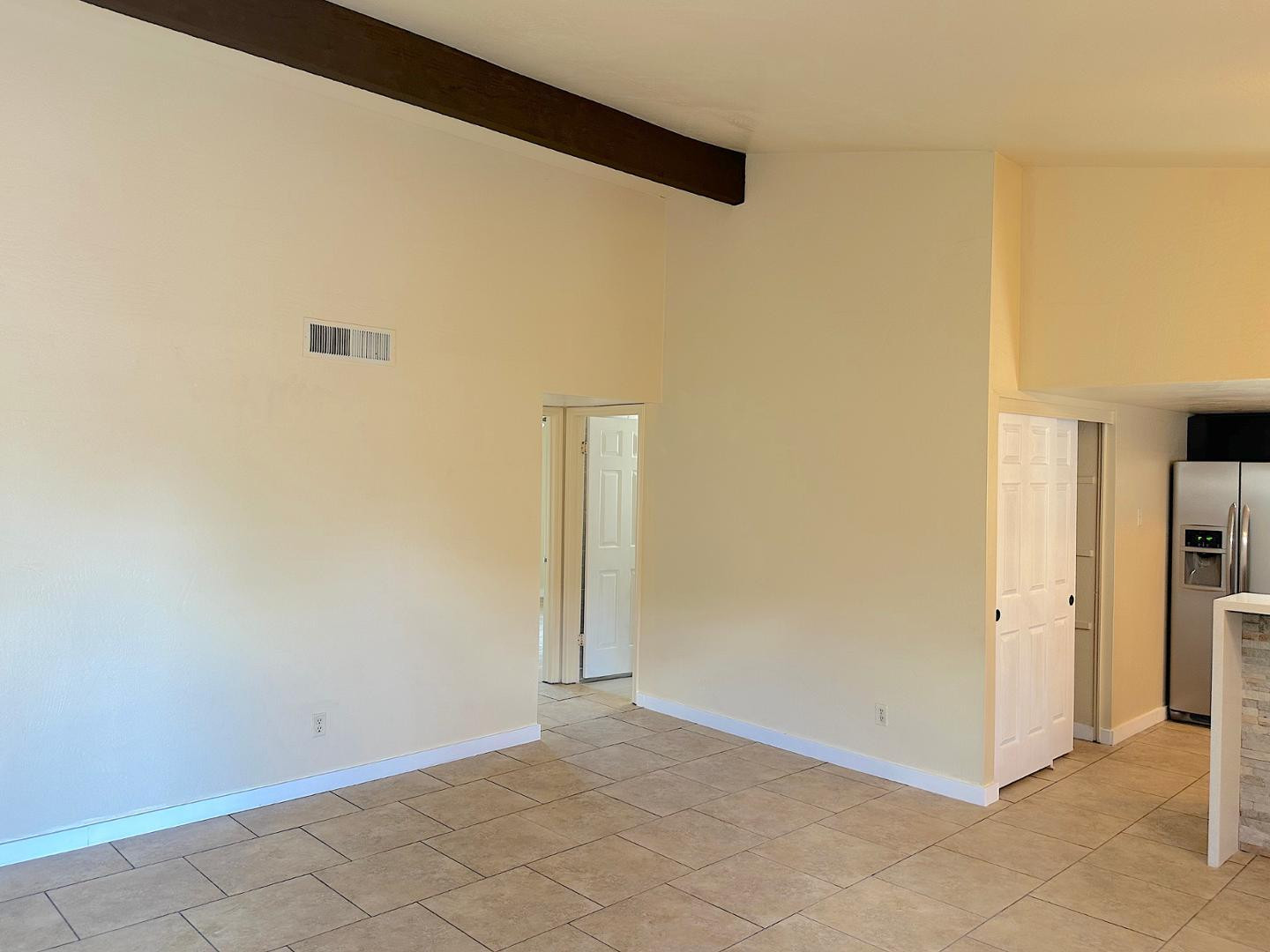 SUMMER PLACE - Residential Lease