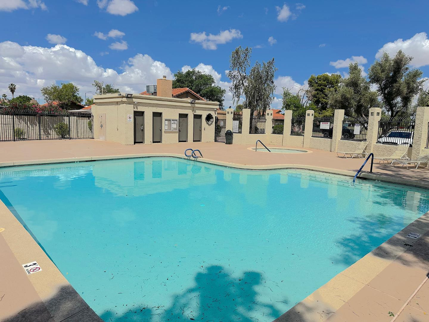 SUMMER PLACE - Residential Lease