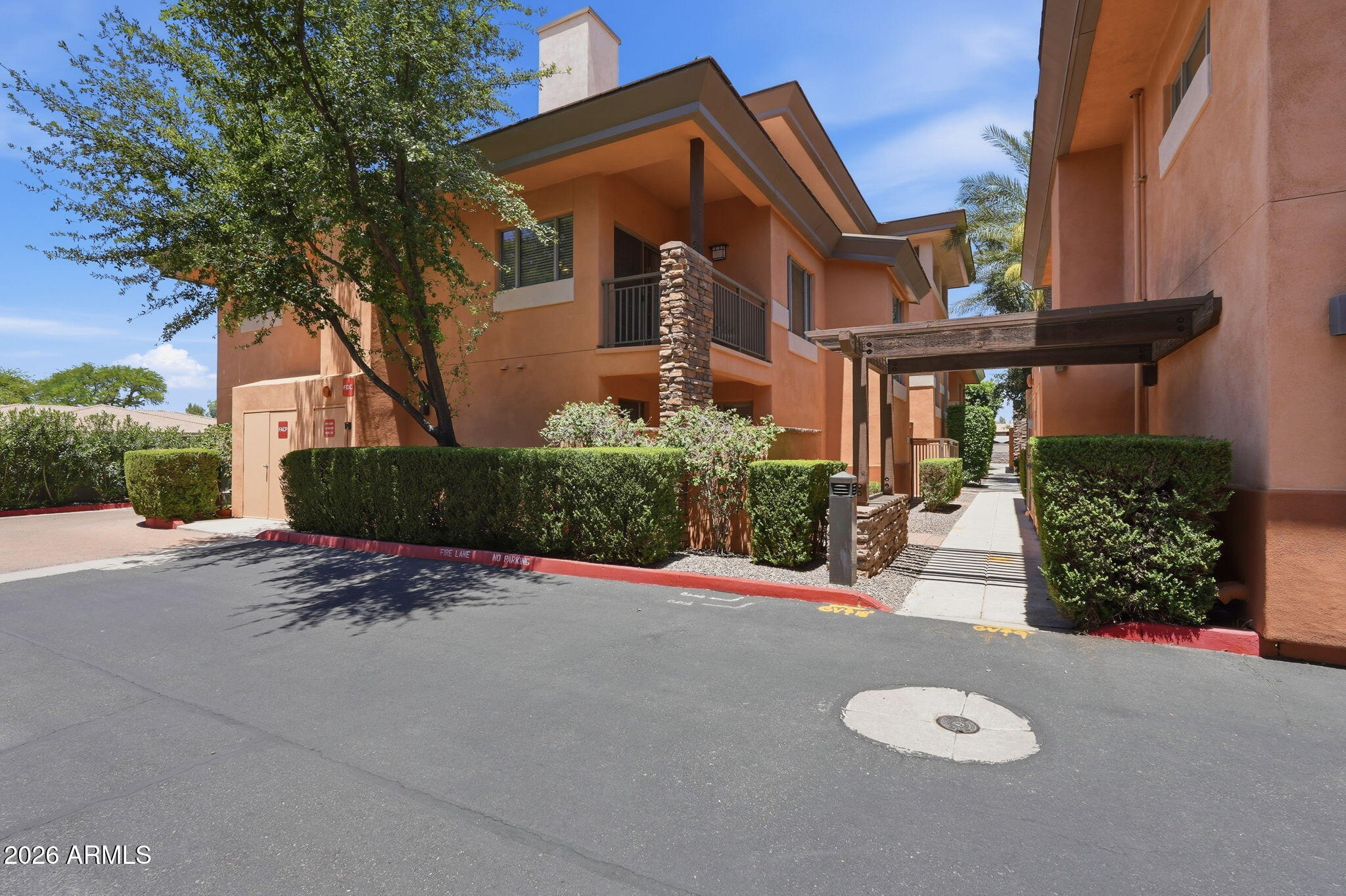 SANDALO TOWNHOMES CONDOMINIUM - Residential