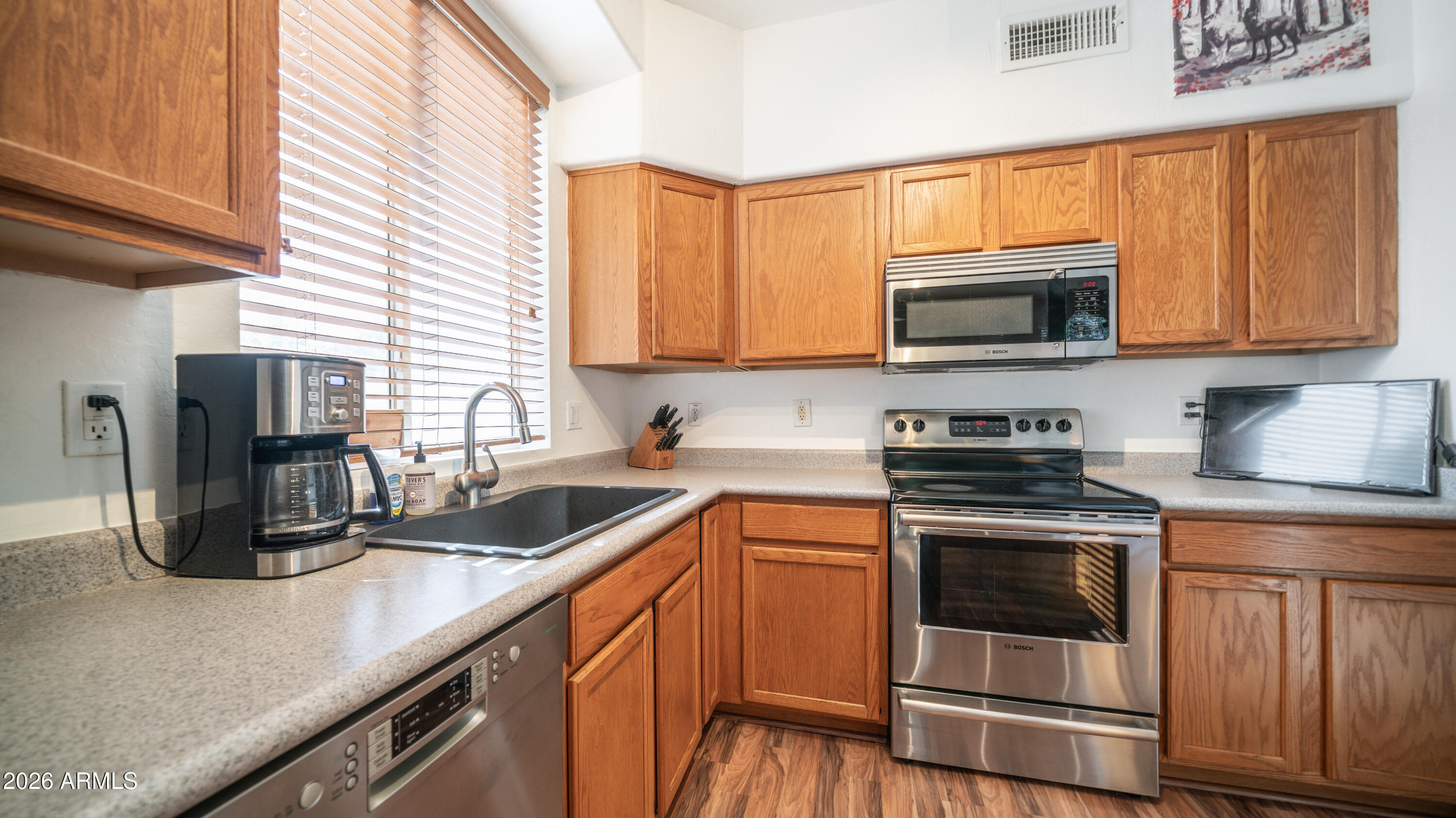 TIERRA COURT - Residential
