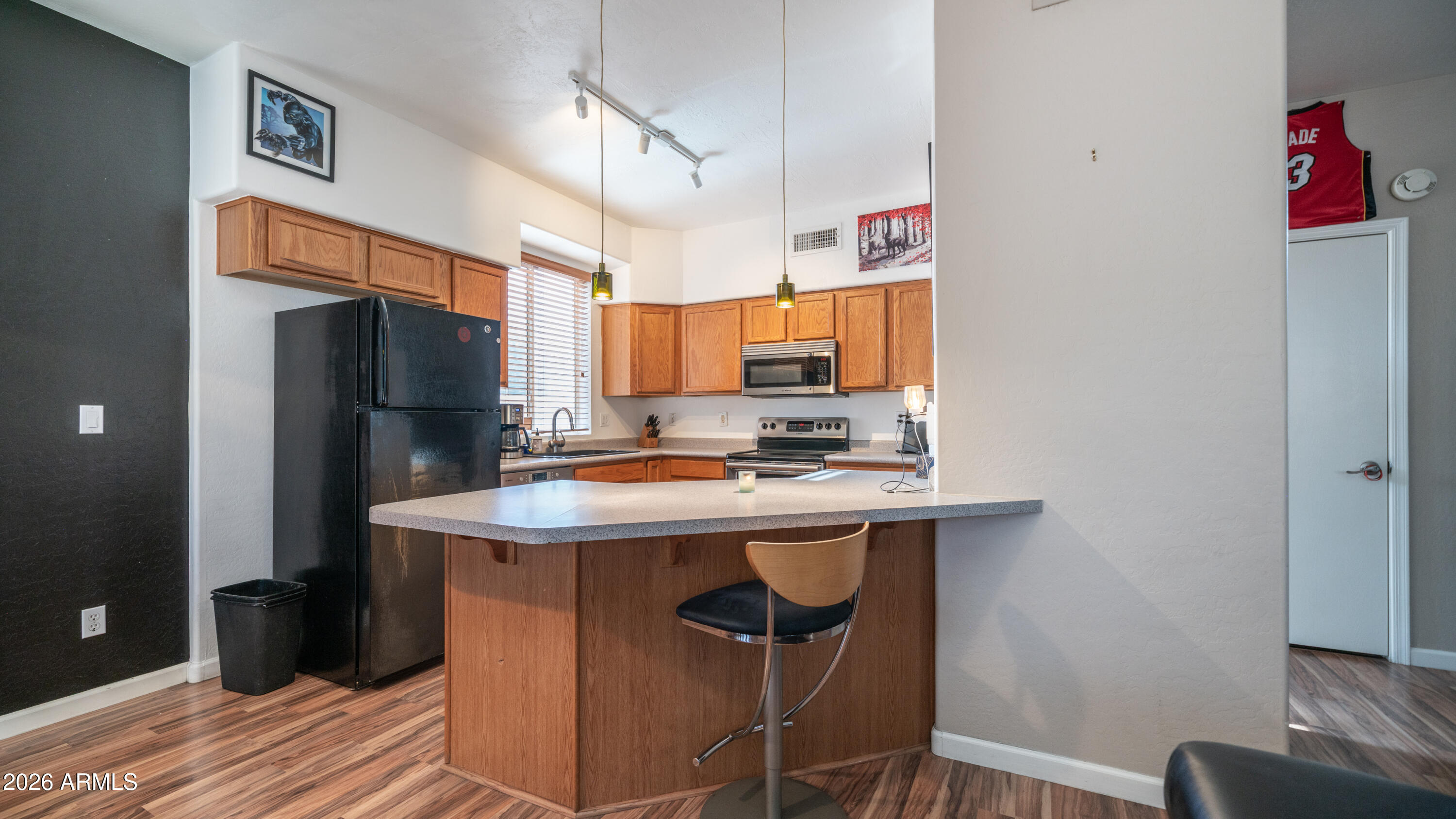 TIERRA COURT - Residential