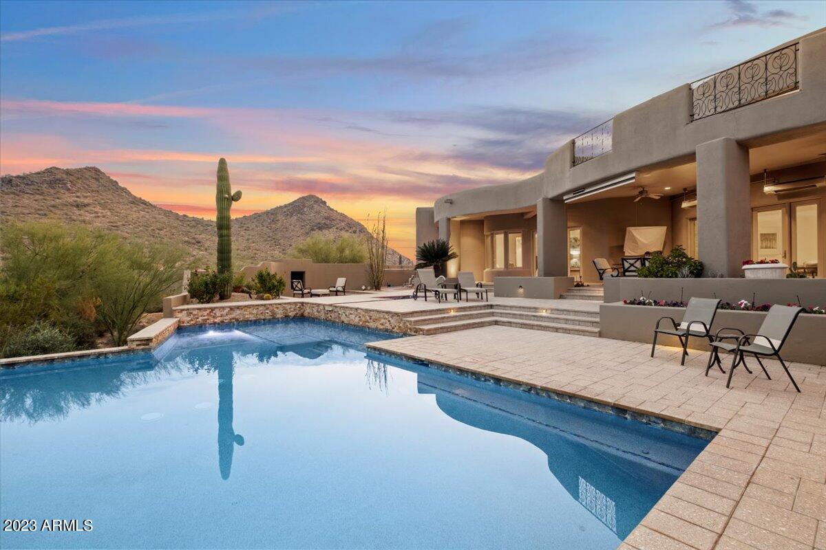 CANYON HEIGHTS - Residential